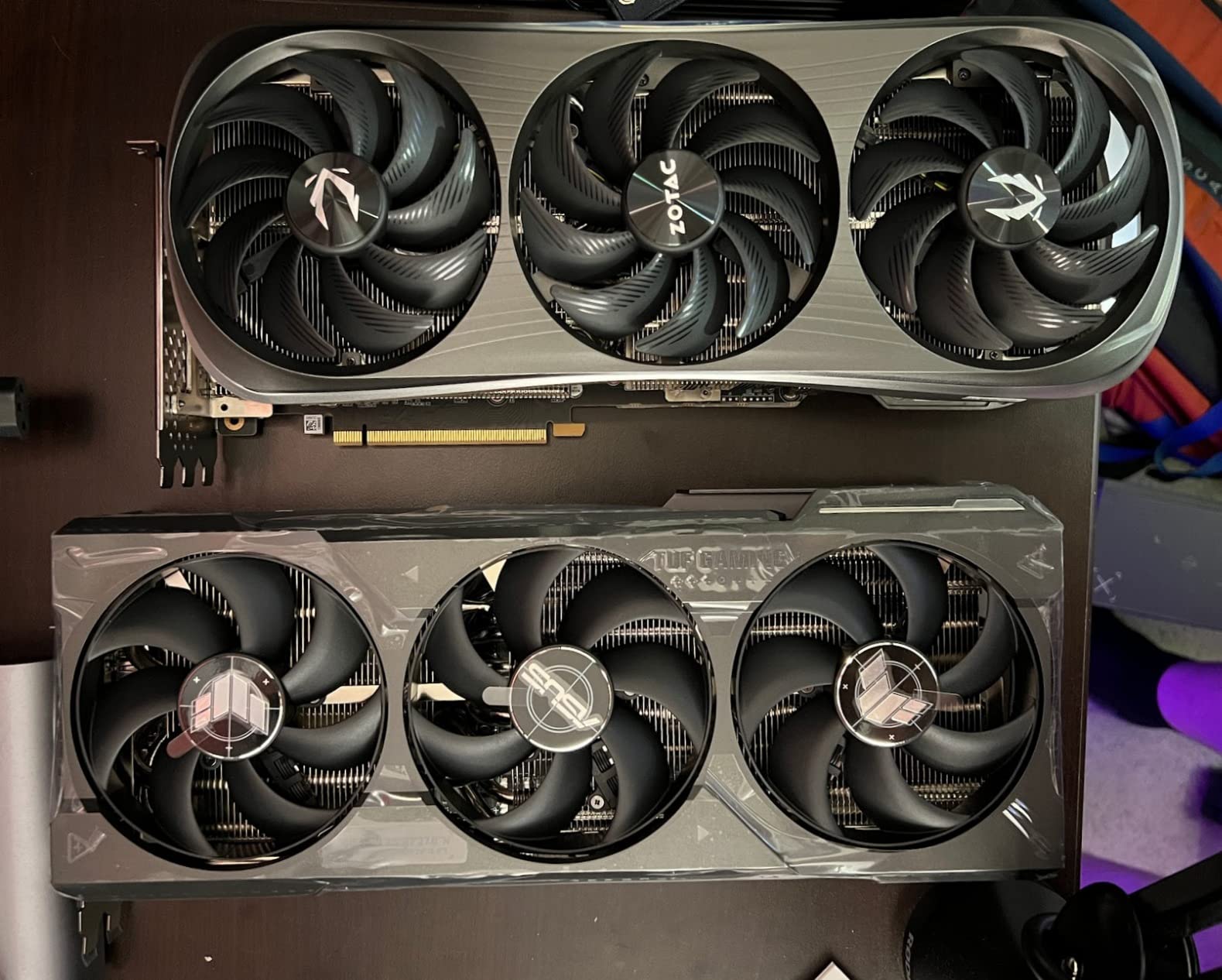 TUF Gaming GeForce RTX 4080 OC Edition Graphics Card (PCIe 4.0, 16GB GDDR6X, HDMI 2.1a, DisplayPort 1.4a) customer photo 1