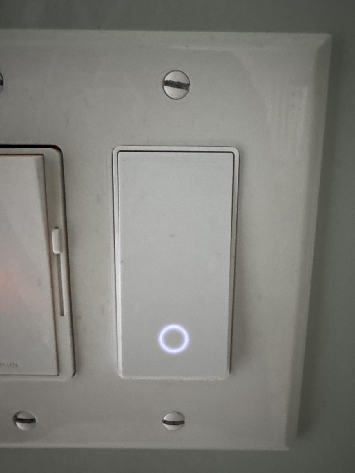 Kasa Apple HomeKit Smart Light Switch KS200, Single Pole, Neutral Wire Required, 2.4GHz Wi-Fi Light Switch Works with Siri, Alexa and Google Home, UL Certified, No Hub Required customer photo 1