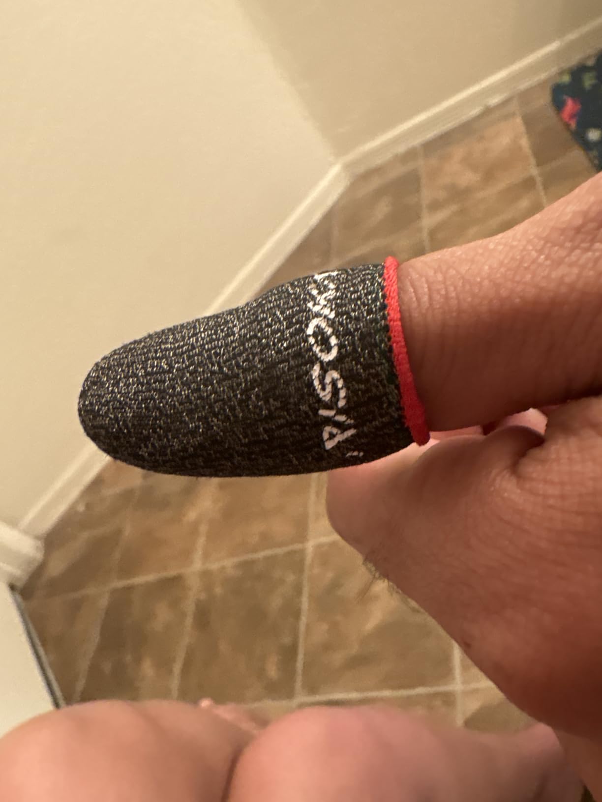 10 Pieces Gaming Finger Sleeves - Perfect Touchscreen Glide - Thumb Sleeve for Mobile Games - Dedales Gamer Profesionales - Phone Accessories customer photo 2