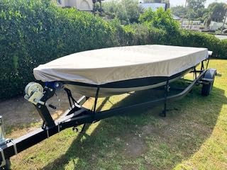 1200D Waterproof Boat Cover - Fits 16' to 18.5' ft Bass, V-Hull, Tri-Hull, Fish & Ski, Runabout Bowrider Boats - Heavy Duty Canvas Gray customer photo 1