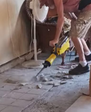 VEVOR Demolition Jack Hammer, MAX 2200W Electric Jackhammer Heavy Duty, 1400 BPM Concrete Breaker 4pcs Chisels Bit Chipping W/Case, Gloves customer photo 2