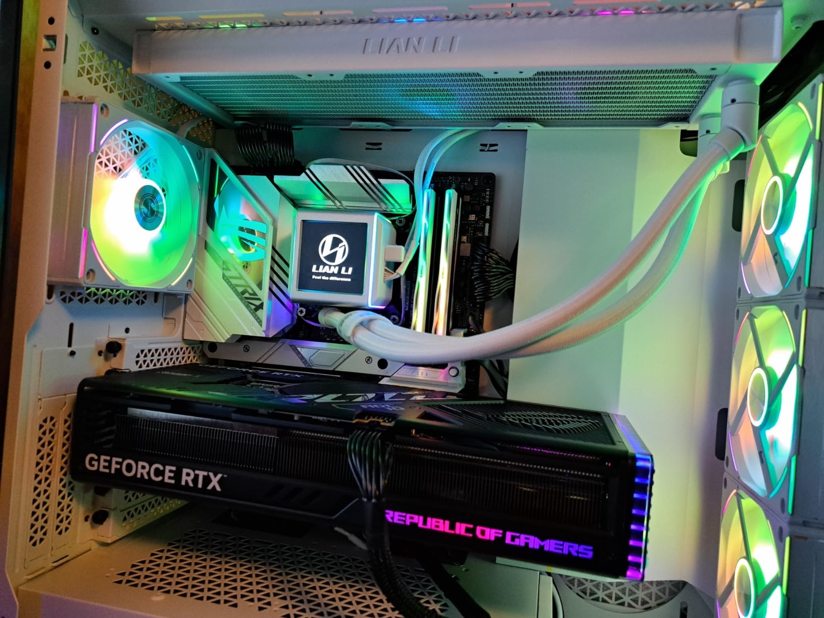 ROG Strix GeForce RTX 4080 Gaming Graphics Card (PCIe 4.0, 16GB GDDR6X, HDMI 2.1a, DisplayPort 1.4a) customer photo 1