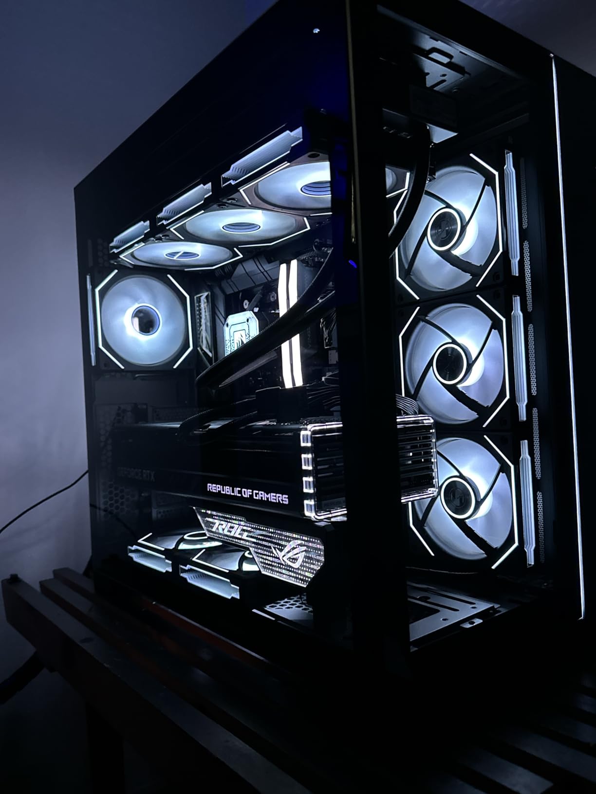 ROG Strix GeForce RTX 4080 Gaming Graphics Card (PCIe 4.0, 16GB GDDR6X, HDMI 2.1a, DisplayPort 1.4a) customer photo 2