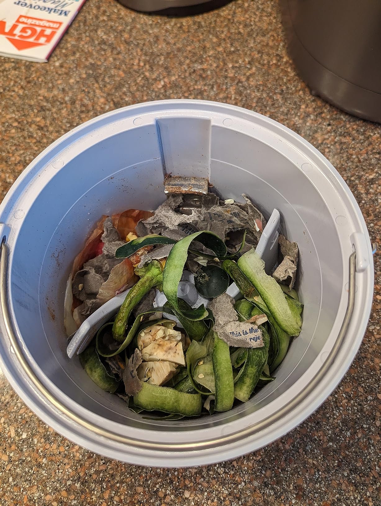 Airthereal Revive Electric Kitchen Composter, SHARKSDEN Tri-Blade, Turn Food Waste and Scraps into Dry Compost Fertilizer for Plants, R500 Gray customer photo 2