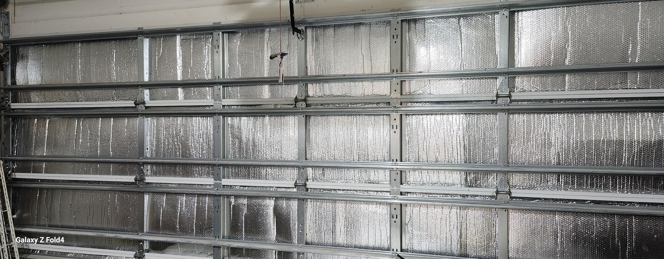 Gerrii 16 P Garage Door Insulation Kit Double Bubble Insulation Panels Reflective Aluminum Radiant Thermal Winter Summer Barrier Sheets 100 Tape for Attic Garage Wall (24 x 48 Inch) customer photo 1