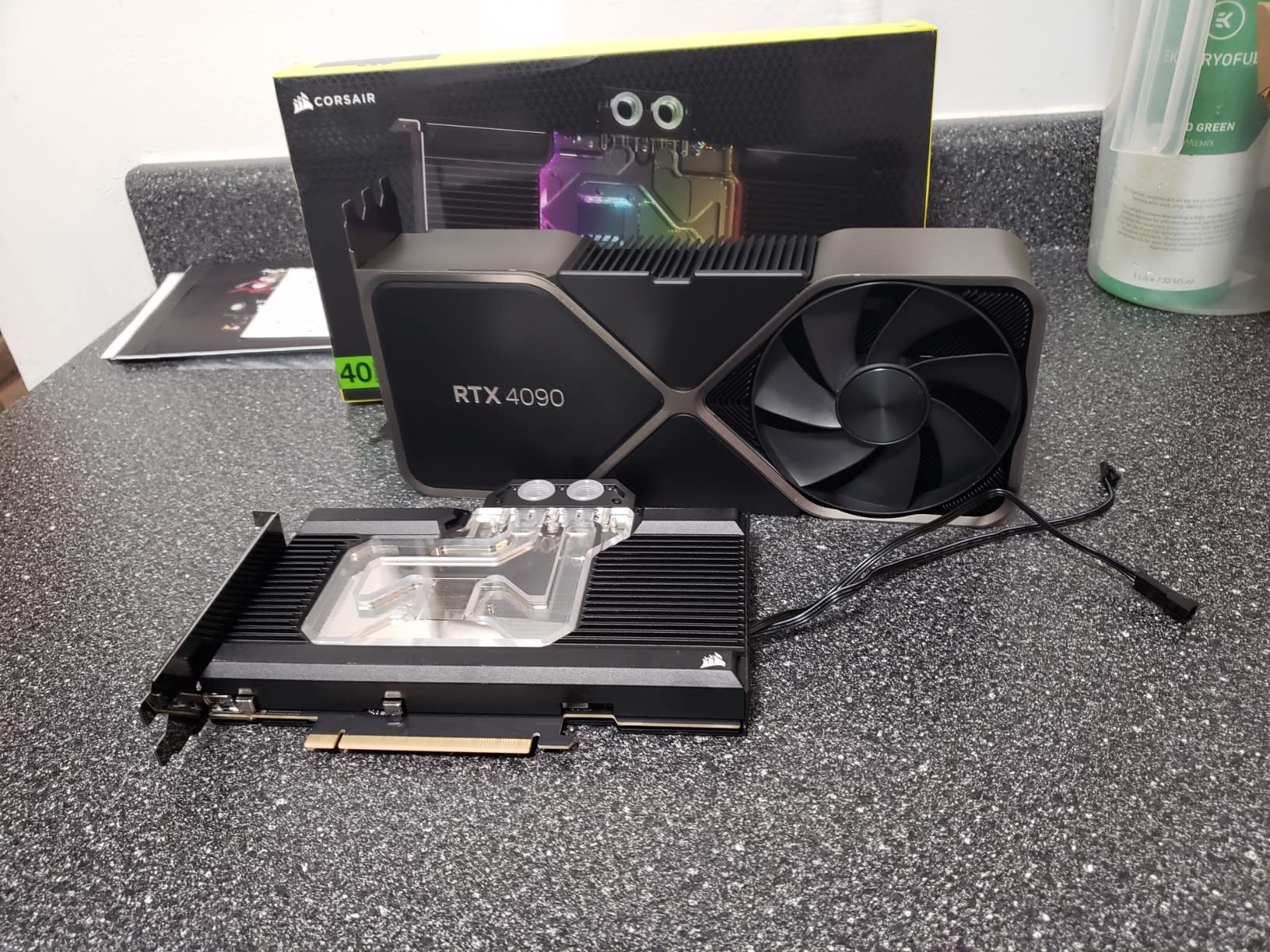 Corsair Hydro X Series XG7 RGB 4080 SUPRIM/Trio GPU Water Block - for MSI GeForce RTX™ 4080 SUPRIM and Gaming Trio Cards - Nickel-Plated Copper - Included Backplate & 5V ARGB Adapter Cable - Black customer photo 2