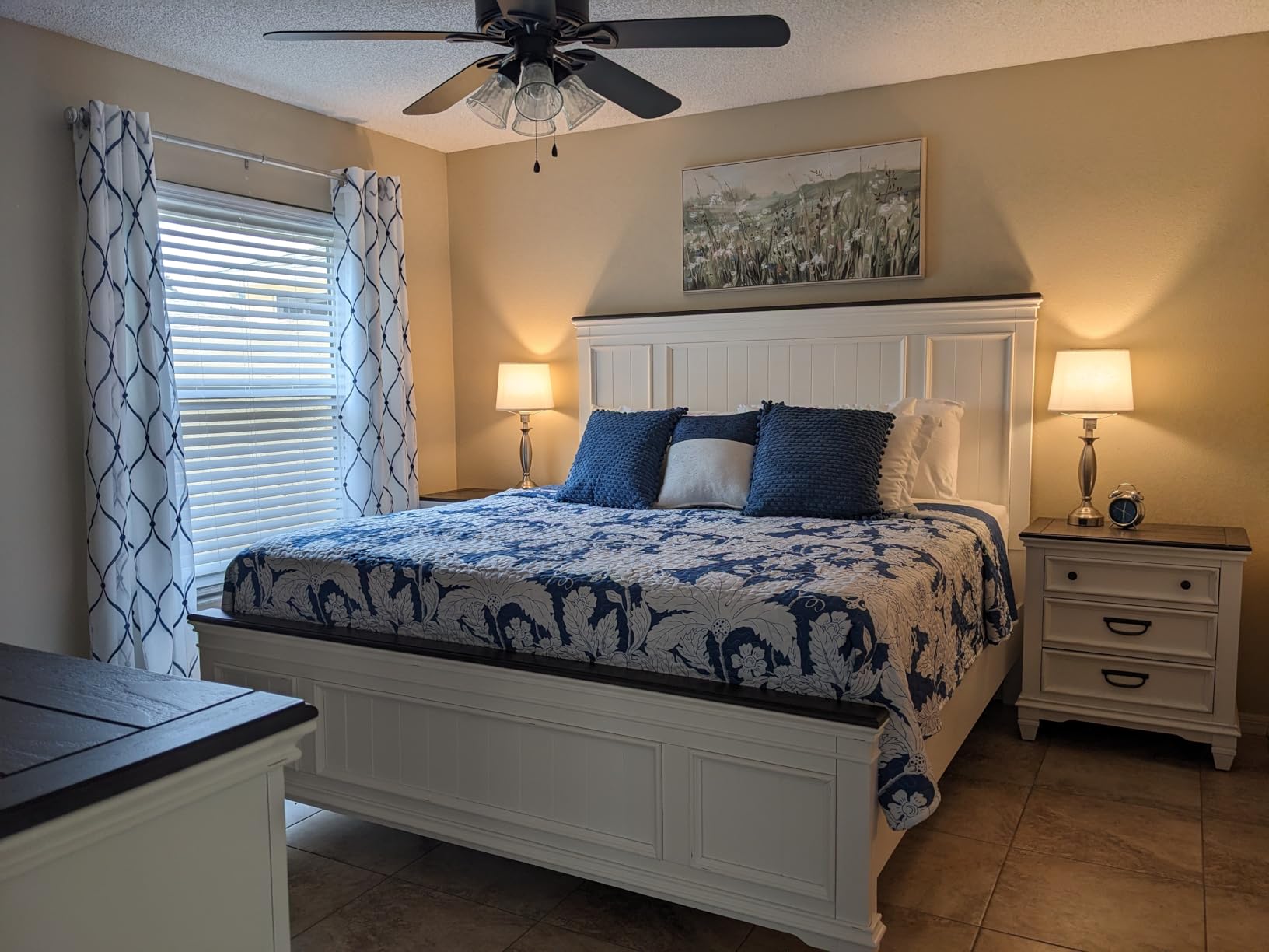 Clelane Wood Bedroom Set with Shiplap Panel King Bed, Dresser, Mirror, and Two Nightstands in Weathered White and Dark Gray customer photo 1