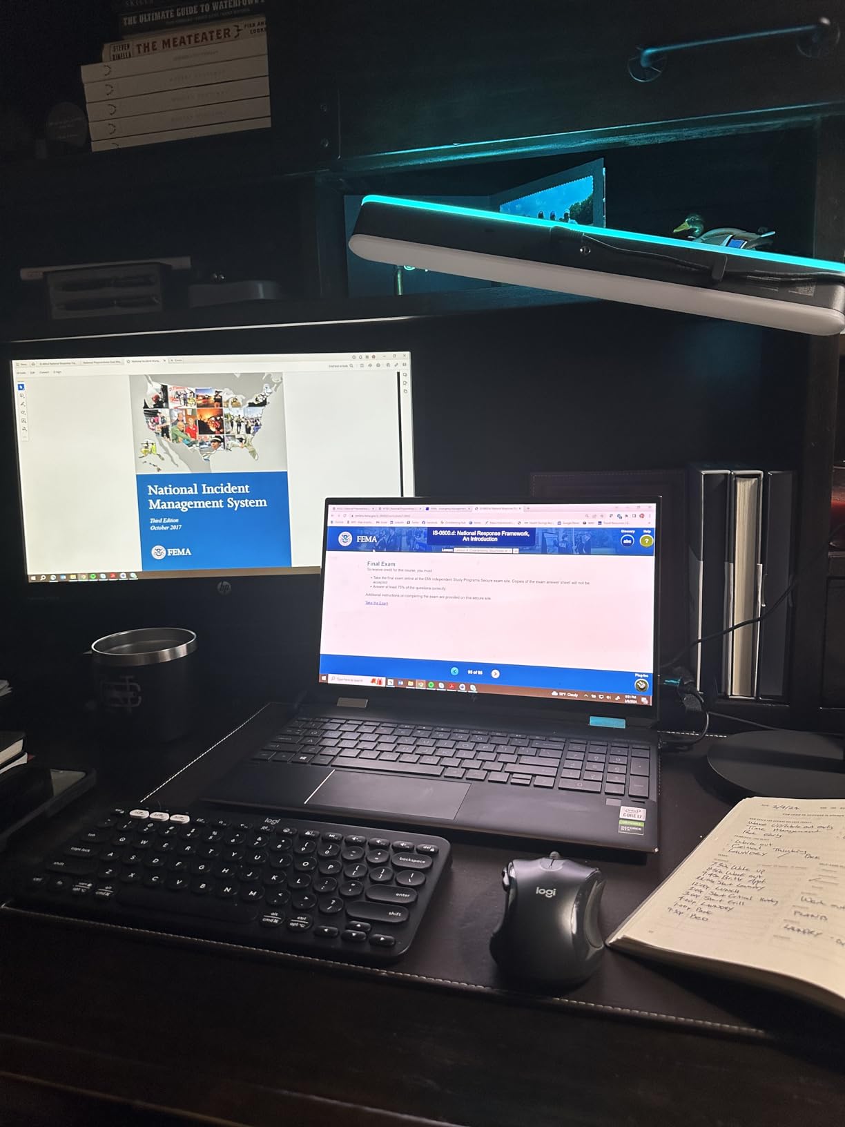 Logitech G Litra Beam LX Premium Dual-Sided RGB LED Streaming Key Light, TrueSoft, Studio Lights, Bluetooth, USB, PC/Mac - Graphite customer photo 1