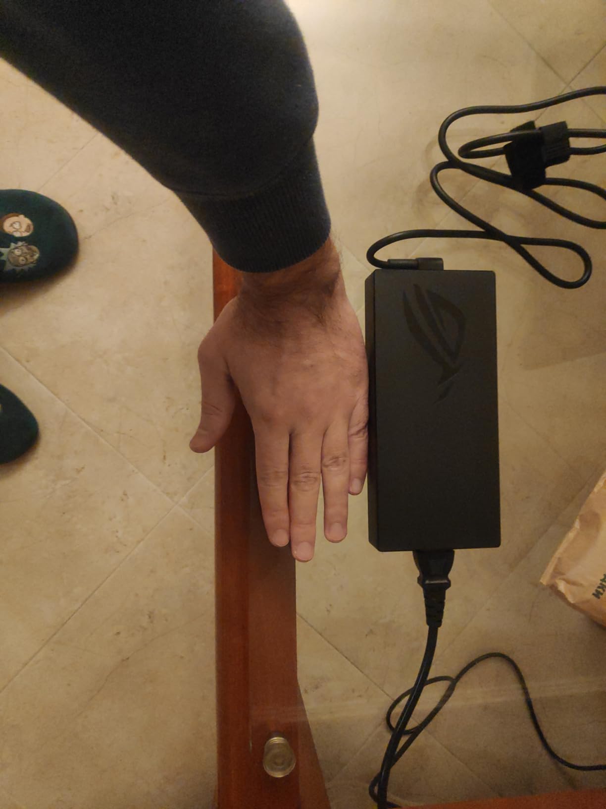 ASUS ROG Strix G17 Gaming Laptop, 17.3 inch QHD 240Hz, GeForce RTX 4070, AMD Ryzen 9 7945HX, 16GB DDR5, 1TB PCIe SSD, Wi-Fi 6E, Windows 11 customer photo 2