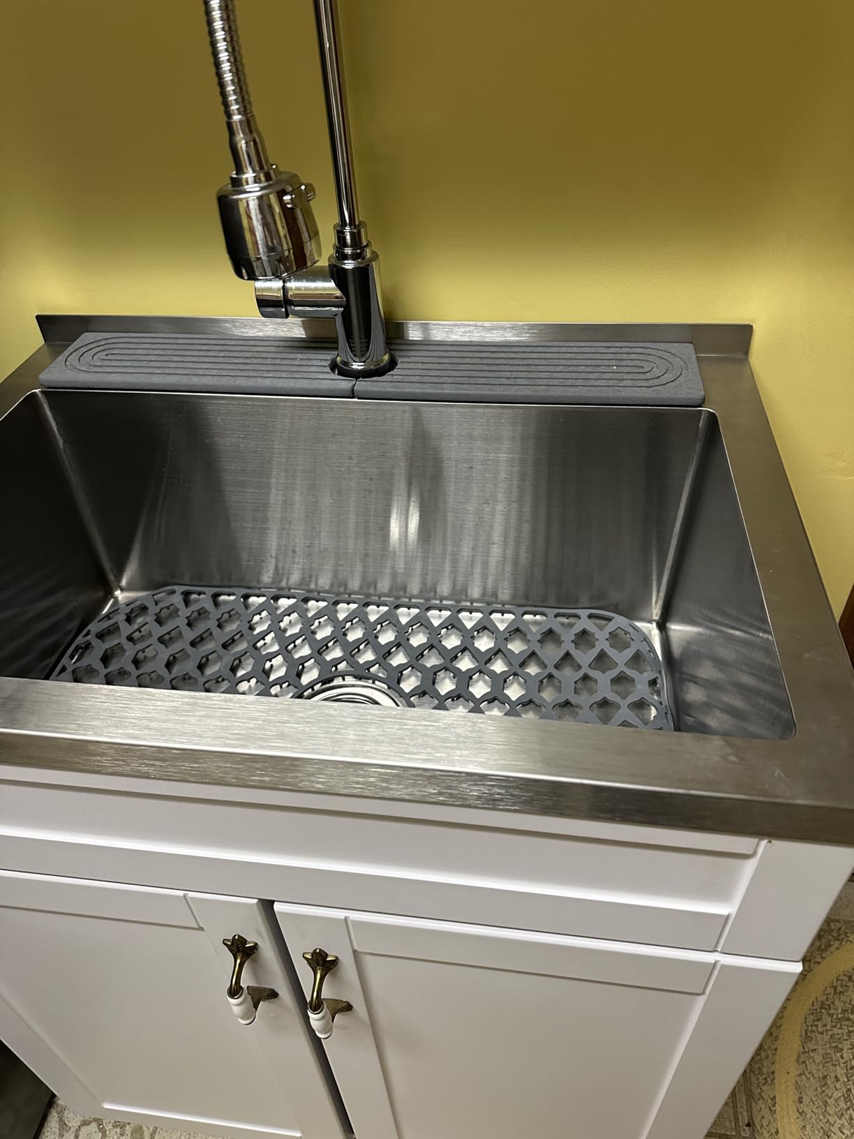 SIMPLIHOME Hennessy All-in-One 28 inch Wide Utility Sink and Laundry Cabinet in Pure White Finish, Transitional Stainless Steel Sink Cabinet for Laundry Rooms with High-Arch Chrome Faucet and Storage customer photo 1