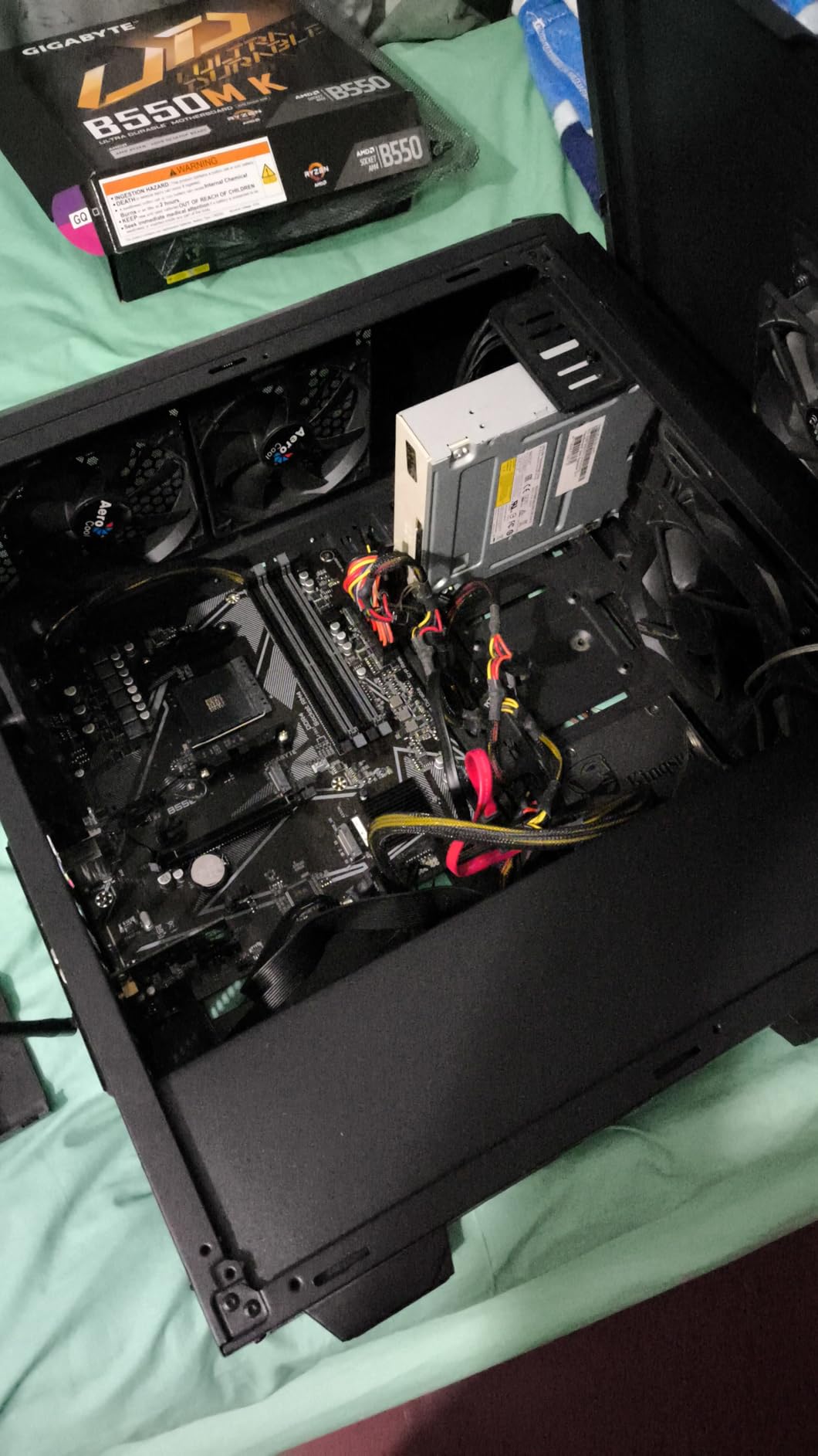 GIGABYTE B550M K AMD AM4 Micro-ATX Motherboard, Supports Ryzen 5000/4000/3000 Series Processors, DDR4, 3+3 Power Phase, 2X M.2, PCIe 4.0, USB 3.2 Gen 1, GbE LAN, Q-Flash customer photo 2