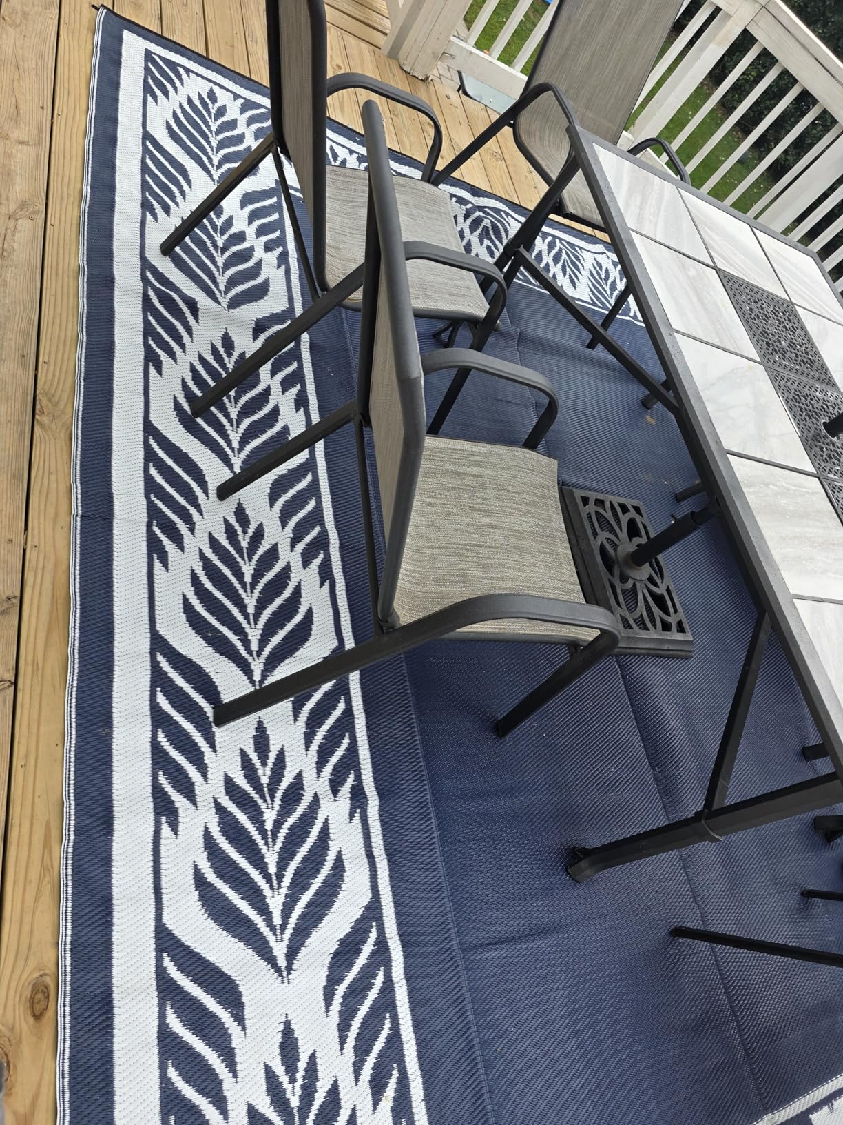 HUGEAR Outdoor Rug for Patios Clearance,Waterproof Mat,Large Outside Carpet,Reversible Plastic Straw Camping Rugs,Rv,Porch,Deck,Camper,Balcony,Backyard (5x8,Checkered/Black&Beige) customer photo 2