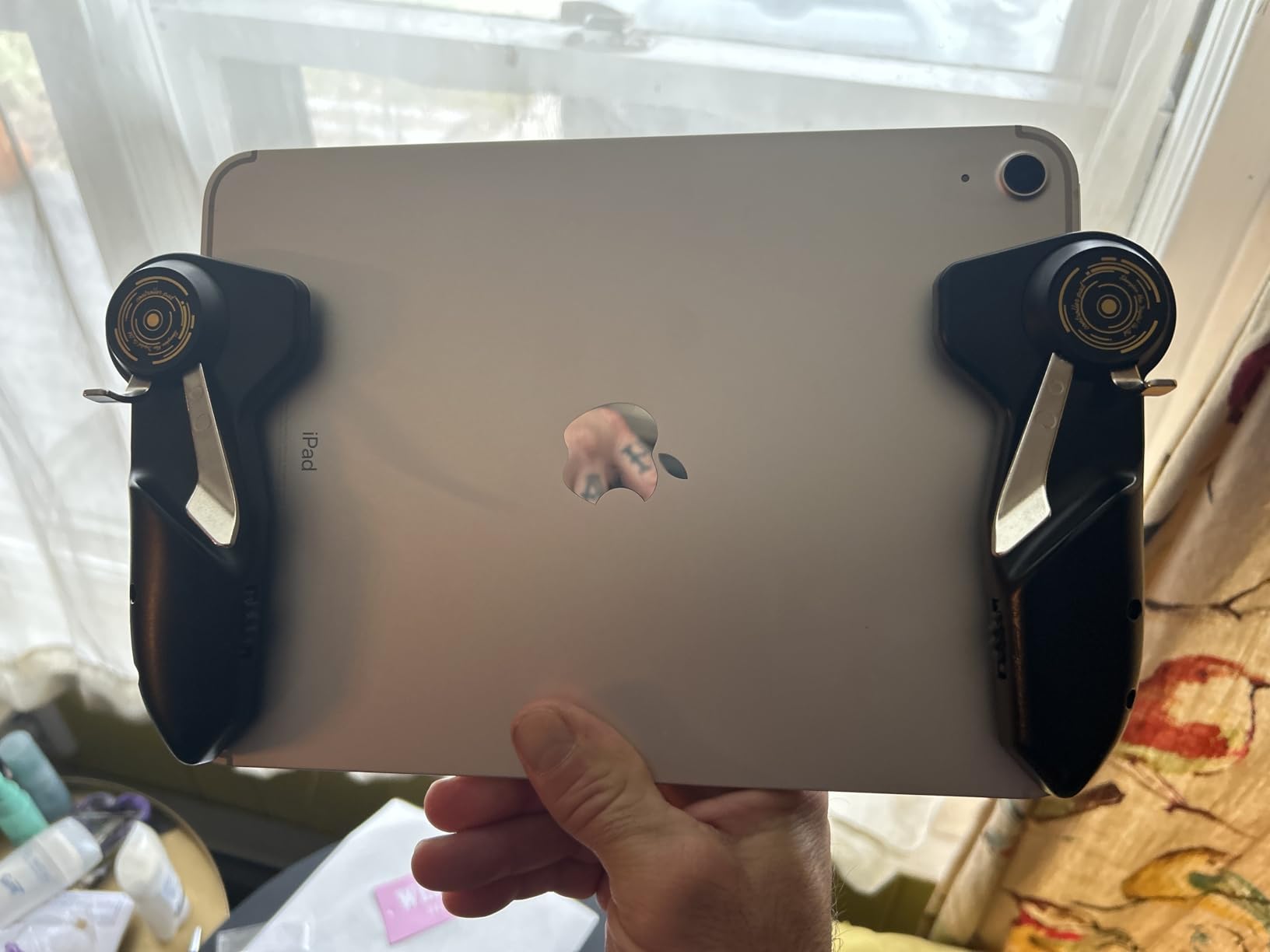 HMHAMA Mobile Game Controller - Tablet Gamepad with Six Finger Joystick and L1R1 Aim Buttons - Fits for iPad & Tablet PUBG Game Accessories customer photo 1