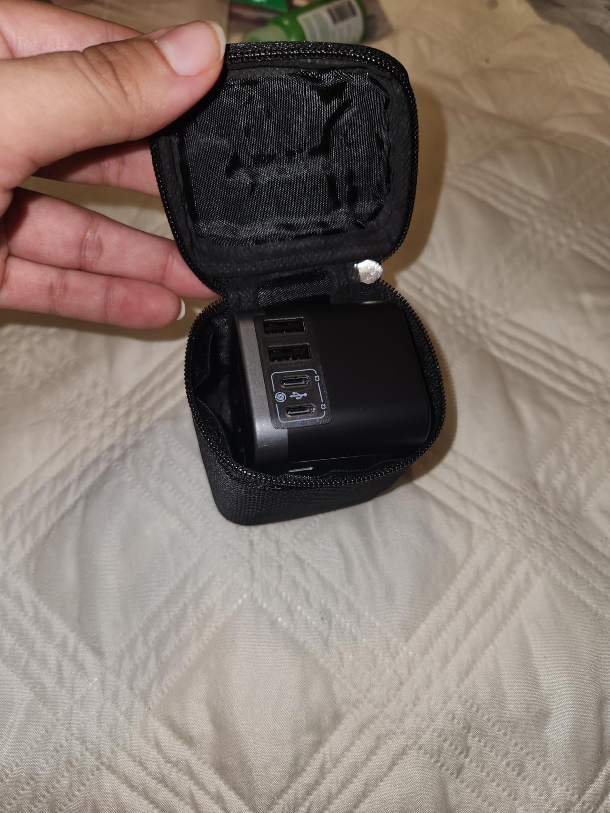 Universal Travel Adapter, VINTAR International Power Adapter with 6A 3 USB C and 2 USB Ports, All in One Travel Essentials Plug Adapter, Worldwide Outlet Converter for Europe UK USA AUS (Type C/G/A/I) customer photo 2