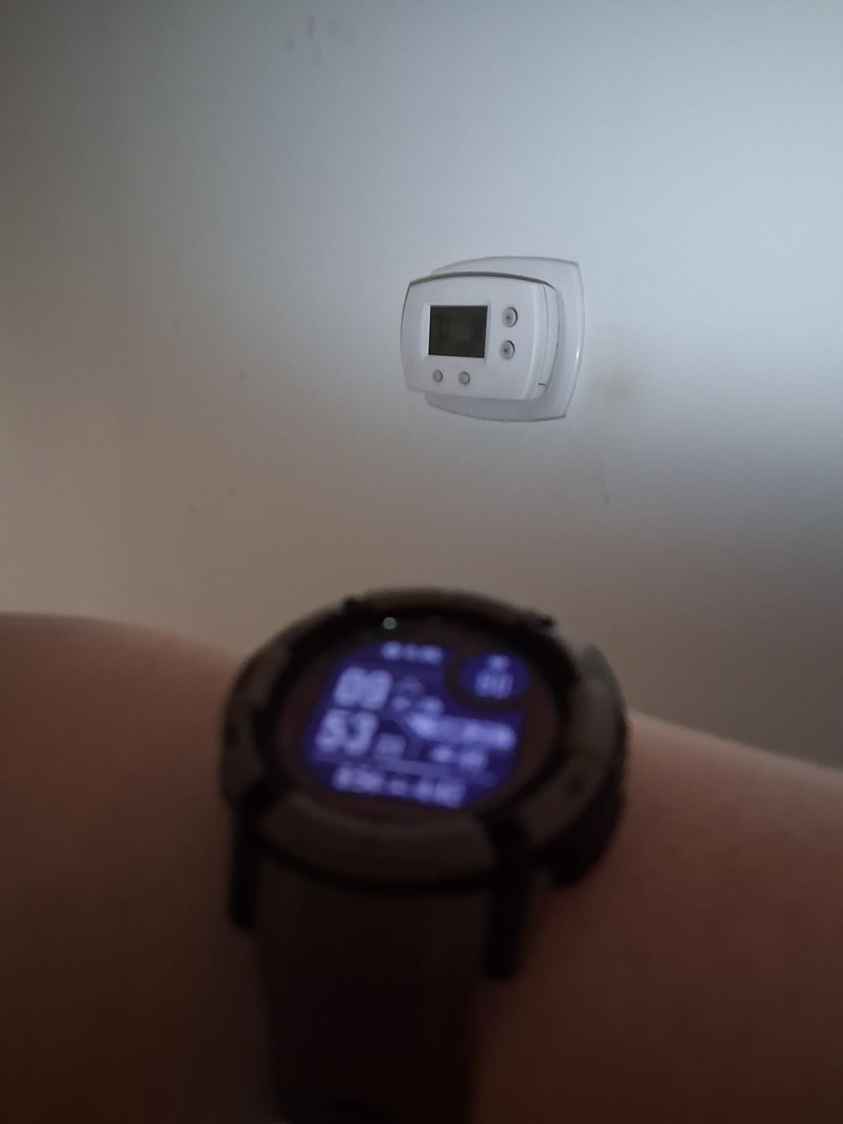 Instinct 2X Solar - Tactical Edition, Rugged GPS Smartwatch, Built-in Flashlight, Ballistics Calculator, Solar Charging Capability, Coyote Tan customer photo 1