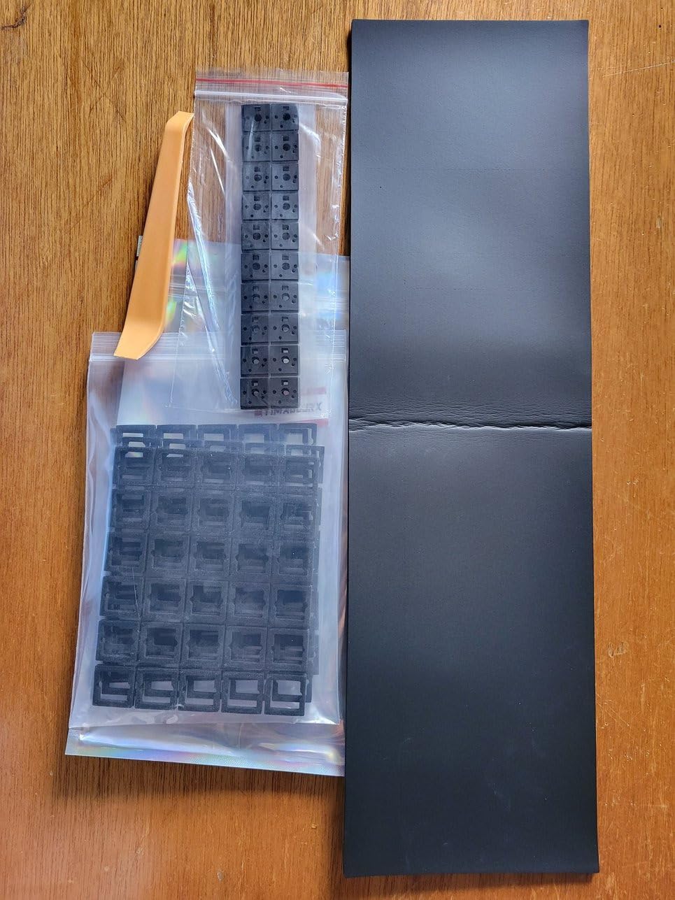 YIMAGUJRX RUNJRX Keyboard Poron Switch Pads, LE-32 Poron Sound Dampening Foam,Eva Keyboard PCB Modular Foam for Mechanical Gaming Keyboard customer photo 2