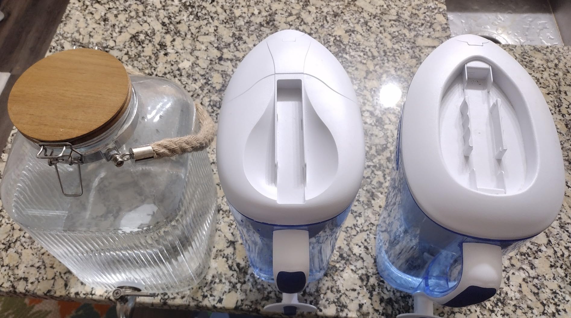 ZeroWater 32-Cup 5-Stage Water Filter Dispenser with Instant Read Out - 0 TDS for Improved Tap Water Taste - IAPMO Certified to Reduce Lead, Chromium, and PFOA/PFOS customer photo 1