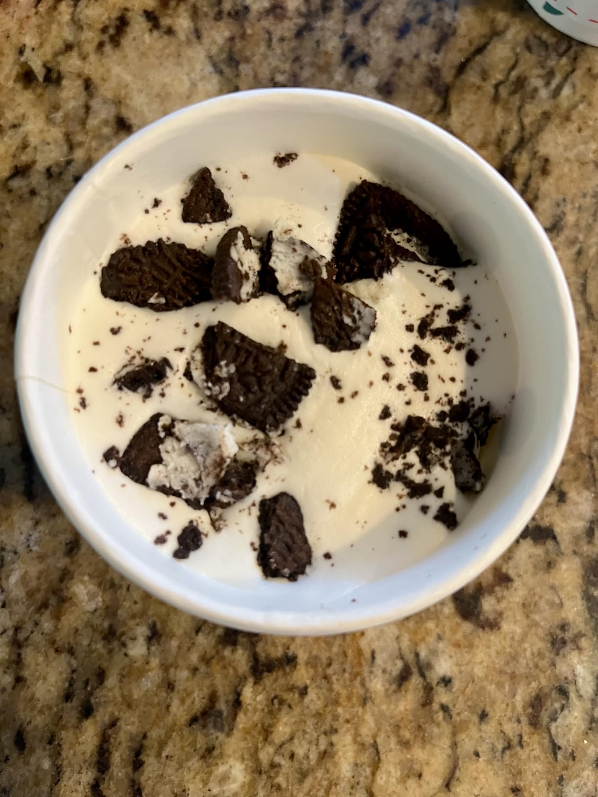 Cuisinart Soft Serve Ice Cream Machine- Mix It In Ice Cream Maker for Frozen Yogurt, Sorbet, Gelato, Drinks 1.5 Quart, White, ICE-48 customer photo 1