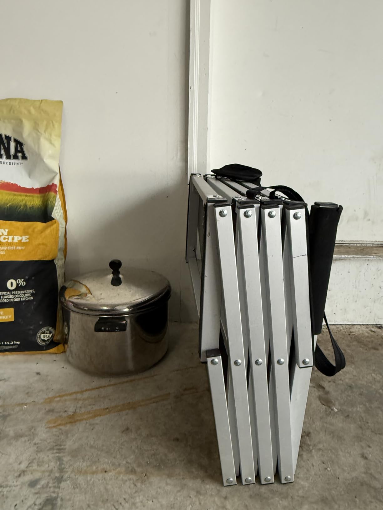 Extra Wide Dog Stairs for Large Dogs, Foldable Dog Ramp for Car with Non-Slip Surface, Dogs Stairs for Cars, High Beds, Truck, Supports up to 250 lbs, 4 Steps customer photo 1