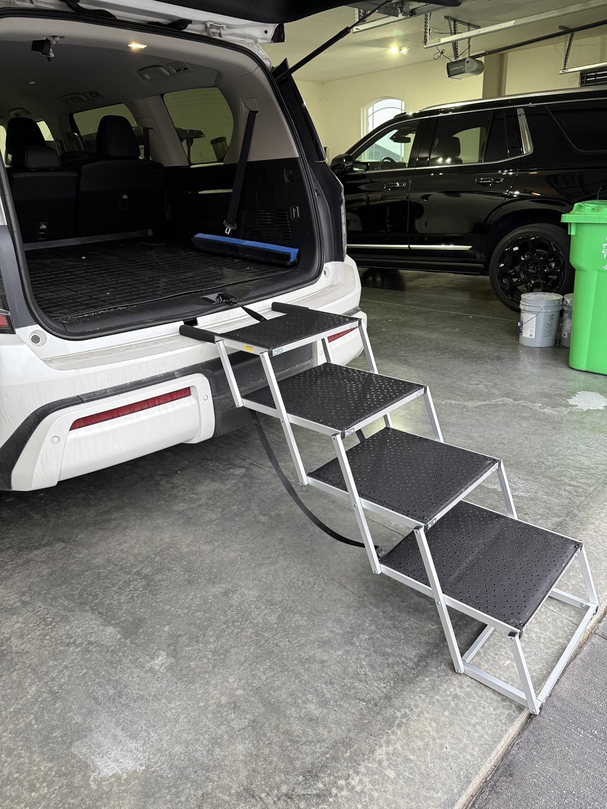 Extra Wide Dog Stairs for Large Dogs, Foldable Dog Ramp for Car with Non-Slip Surface, Dogs Stairs for Cars, High Beds, Truck, Supports up to 250 lbs, 4 Steps customer photo 2