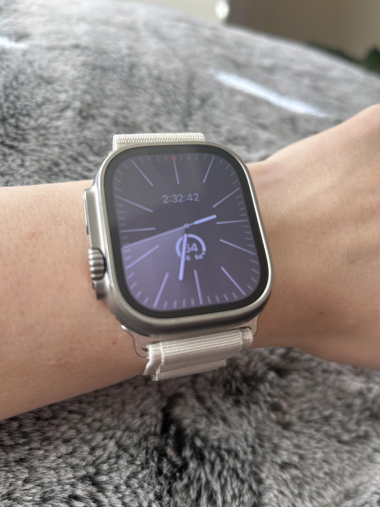 Apple Watch Ultra [GPS + Cellular 49mm] Titanium Case with Midnight Ocean Band, One Size (Renewed) customer photo 2