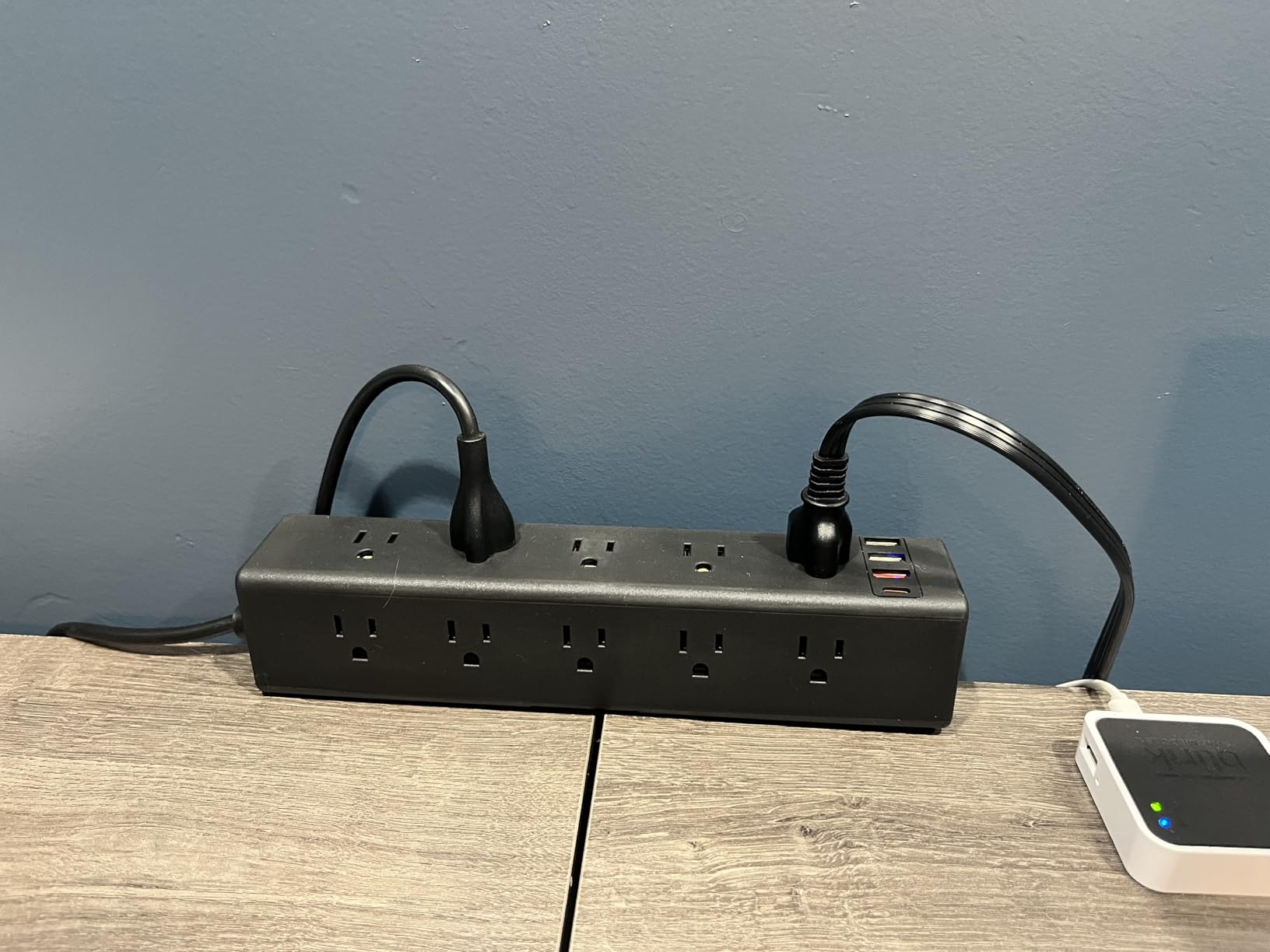 CCCEI Standing Desk Clamp Power Strip with 15 Outlets, Widely Spaced Desktop Edge Mount Surge Protector Outlet, Fast Charging USB-A and USB-C Ports, 6 FT Flat Plug, Black Fit 1.6 inch Table top. customer photo 1