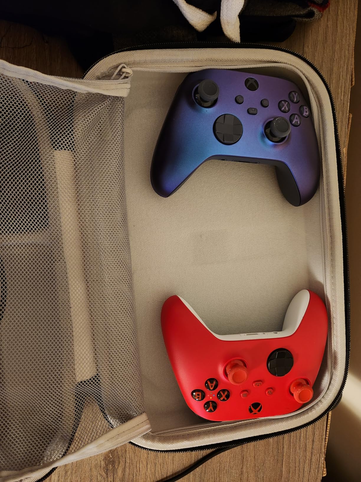 Steam Deck Case 2025 Upgrade, Carrying Case for Console & Accessories, Built-in AC Adapter Charger Storage, Large Capacity customer photo 1