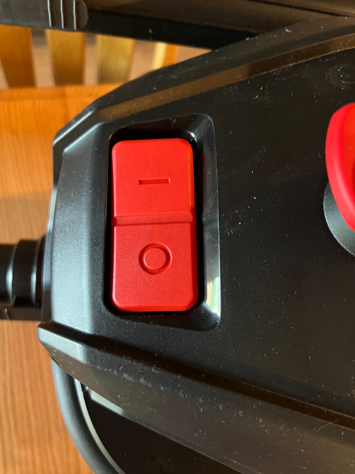 CRAFTSMAN CMXEVBE17040 4 Gallon 5.0 Peak HP Wet Dry Vac, Portable Shop Vacuum Wet and Dry with Filter, Hose and Attachments for Home and Automotive Cleaning customer photo 2