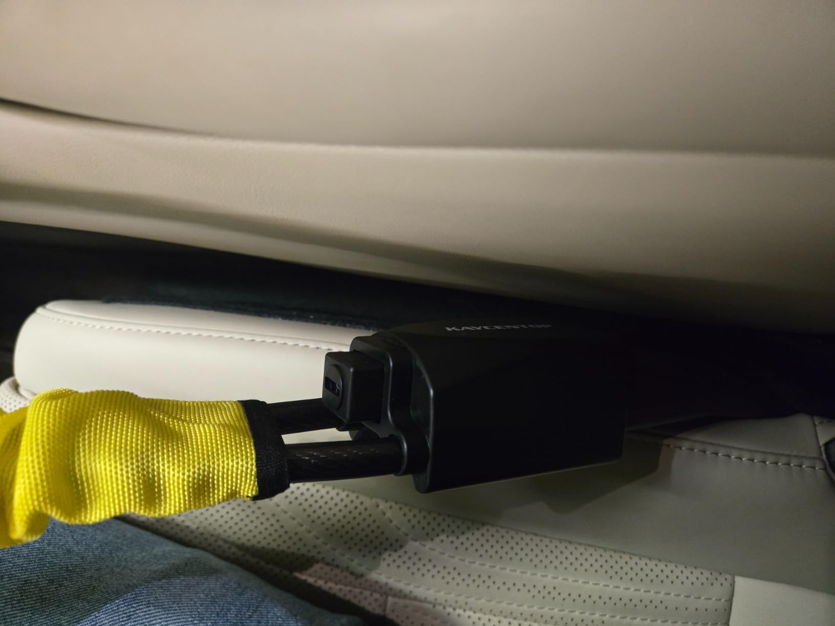 KAYCENTOP Car Steering Wheel Lock, Seat Belt Lock, Anti-Theft Device, Max 17 Inch Length, Small and Light-Weight, Multi-Functional, Fit Most Vehicle, SUV, Golf Cart Security (Black) customer photo 2