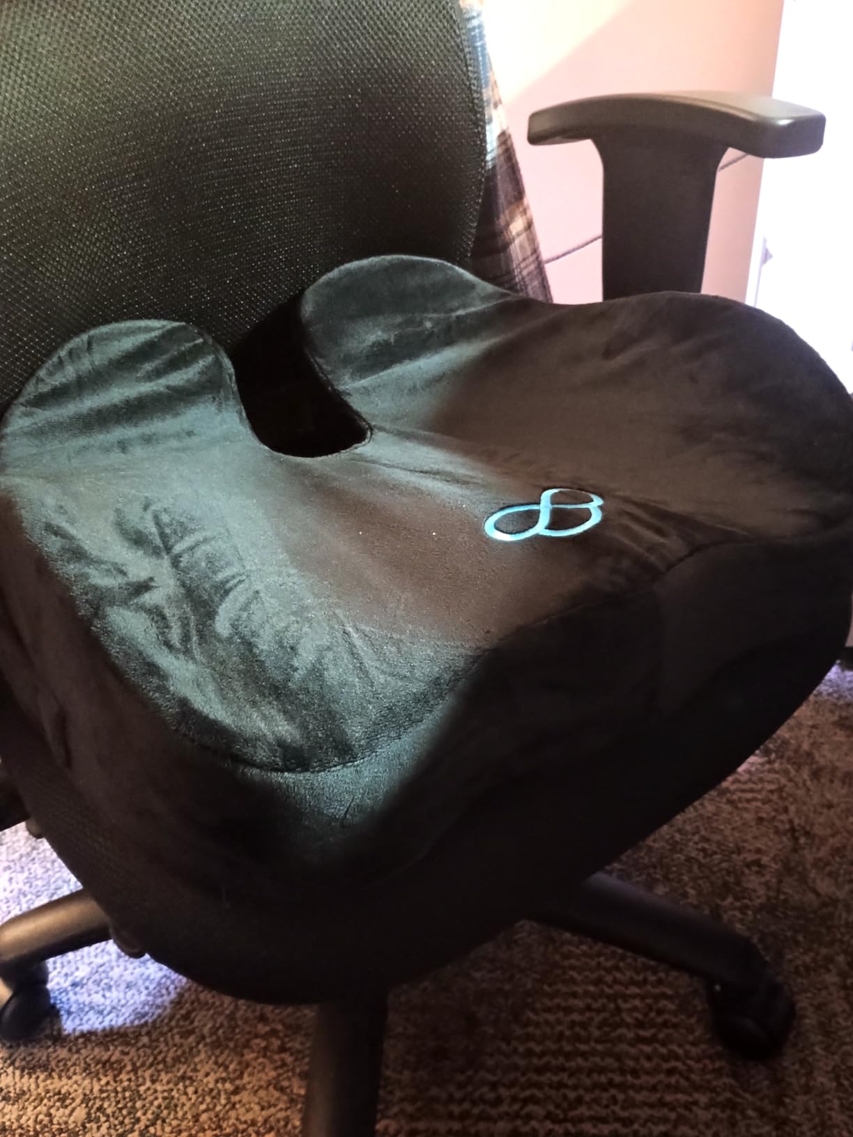 BlissTrends Seat Cushion,Thick Memory Foam Cushions for Office Chair, Car Seat, Airplane, Relieving Pressure Tailbone Sciatica Back Pain for Long Sitting Office Workers, Car Drivers 4.7in Thick Black customer photo 1