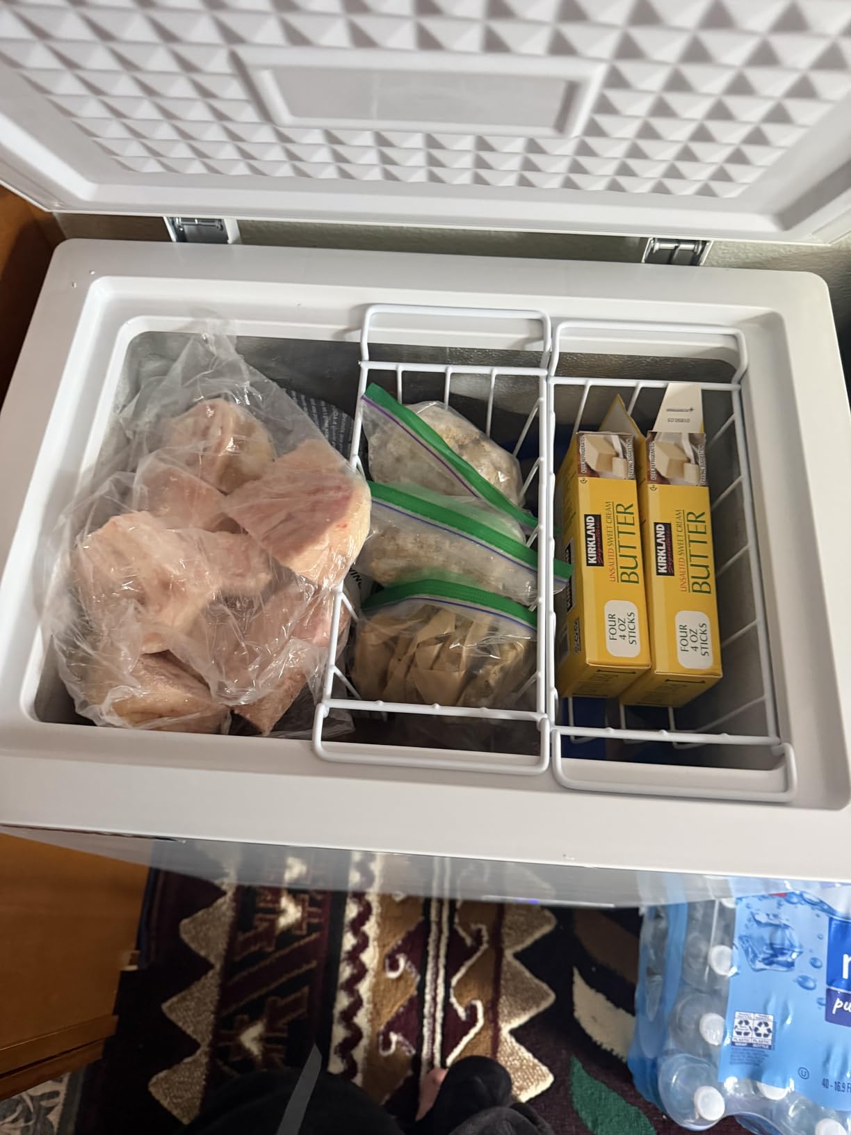 Chest Freezer 5.0 Cubic Feet Deep Freezer Freestanding Freezers with 2 Removable Stainless Steel Basket, Mini Freezer Top Open Door Compact Freezer with Electronic Control 41F to -15F, Black customer photo 2