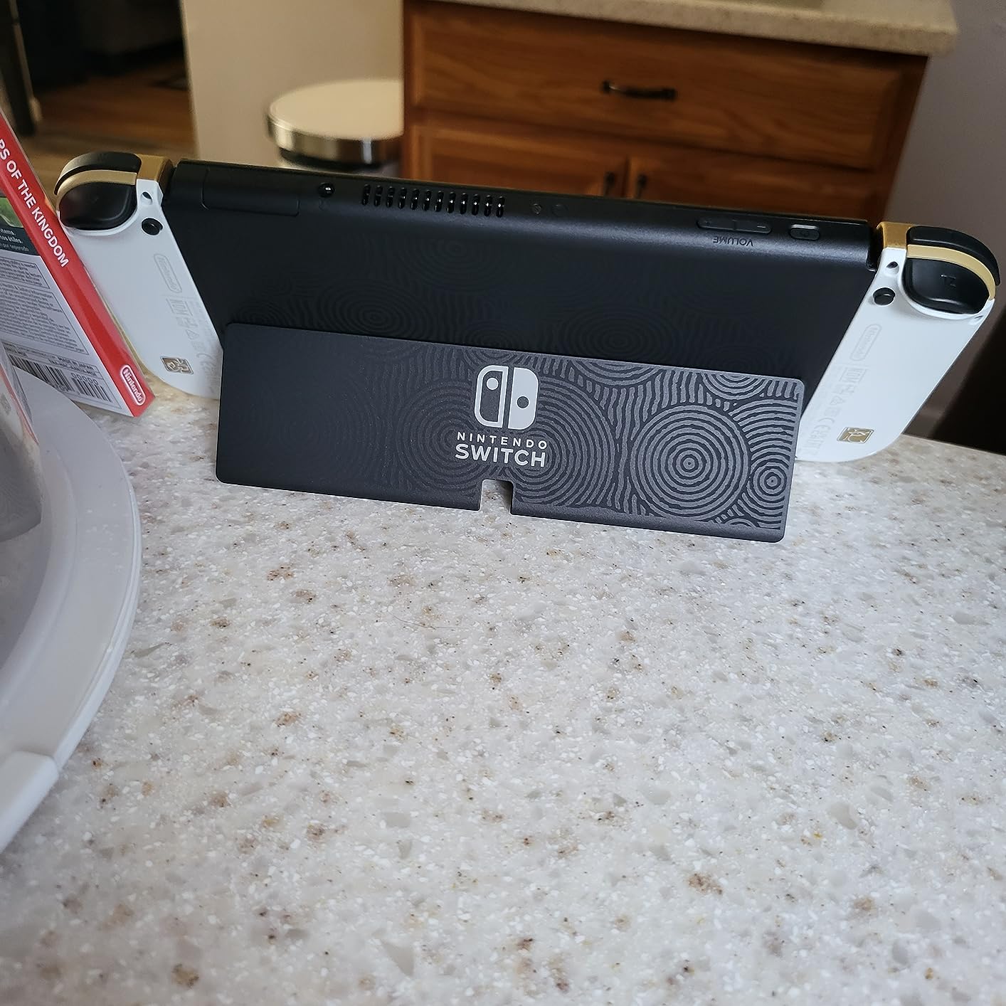 Nintendo Switch - OLED Model - The Legend of Zelda: Tears of the Kingdom Edition customer photo 2