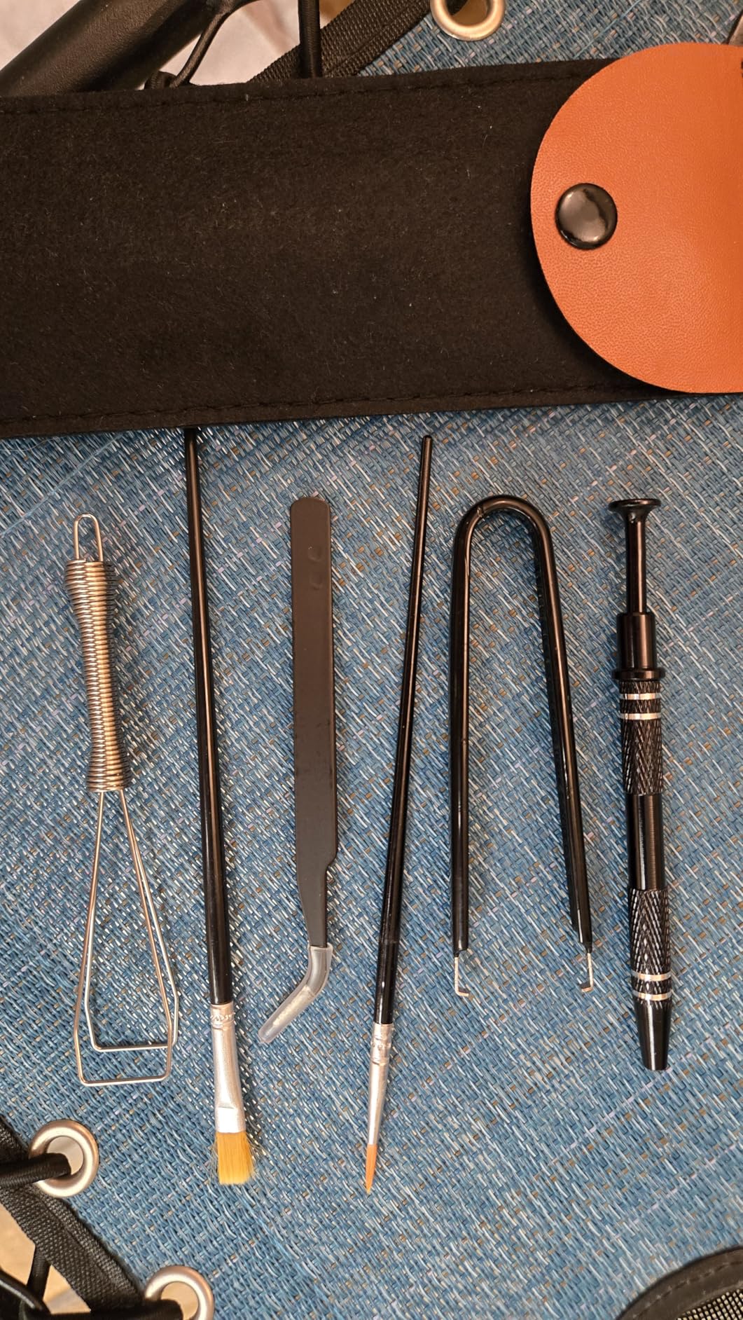 Keyboard Remover Tool Kit-7-Piece Set, Keycap Puller Include 5g Keyboard Lube, Switch Puller, Lubricating Pen, Cleaning Brush, Tweezers, 4-Jaw Gripper, and Key Cap Puller customer photo 2