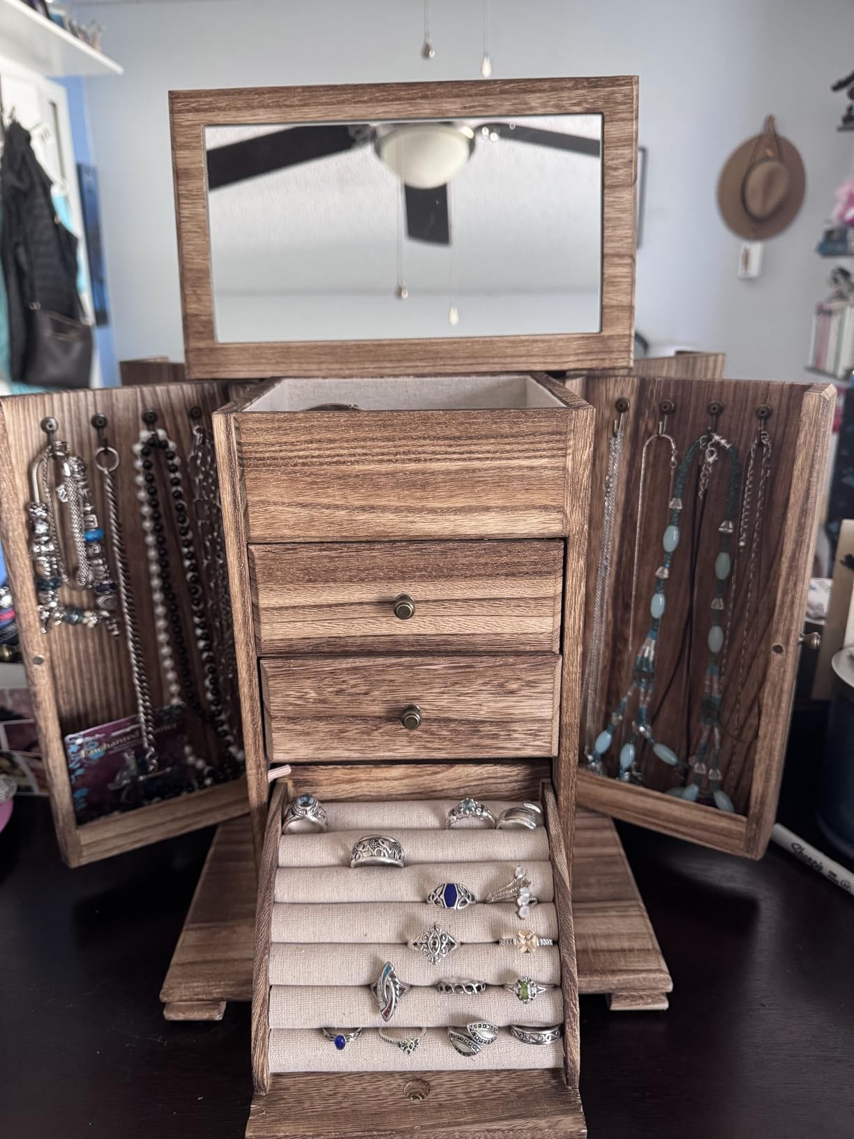 Emfogo Standing Jewelry Armoire, 7 Drawers & 2 Side Doors Jewelry Amoire Cabinet Standing with Top Flip Makeup Mirror, Jewelry Chest Jewelry Boxes customer photo 1