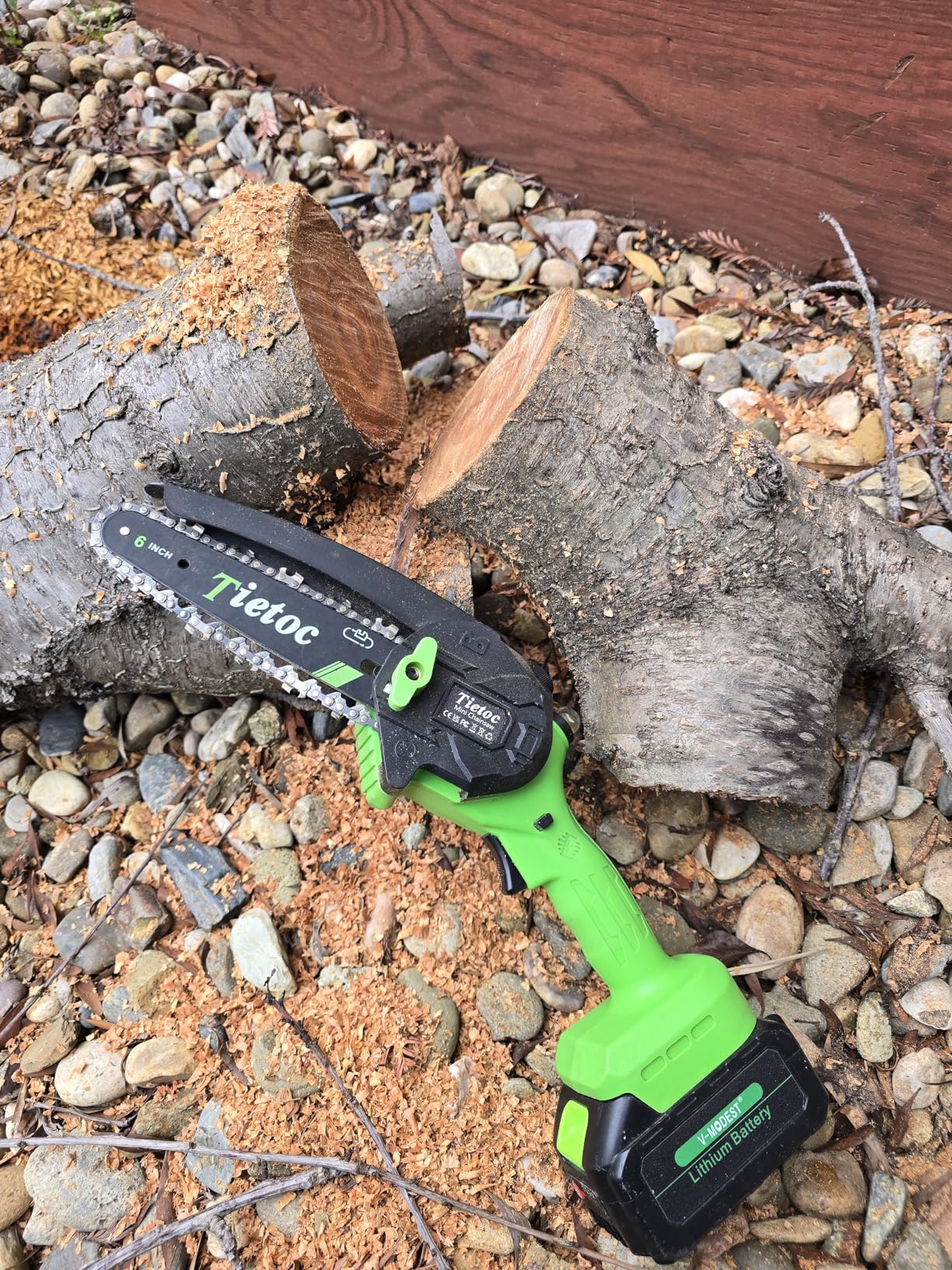 Tietoc Chainsaw 6 Inch Mini Electric Chainsaw Cordless Battery Powered, Hand Held Saw for Wood/Trees Trimming, Tools for Household and Garden, Chain Saw Gift for Men Dad Husband Fathers Gardener 2025 customer photo 1