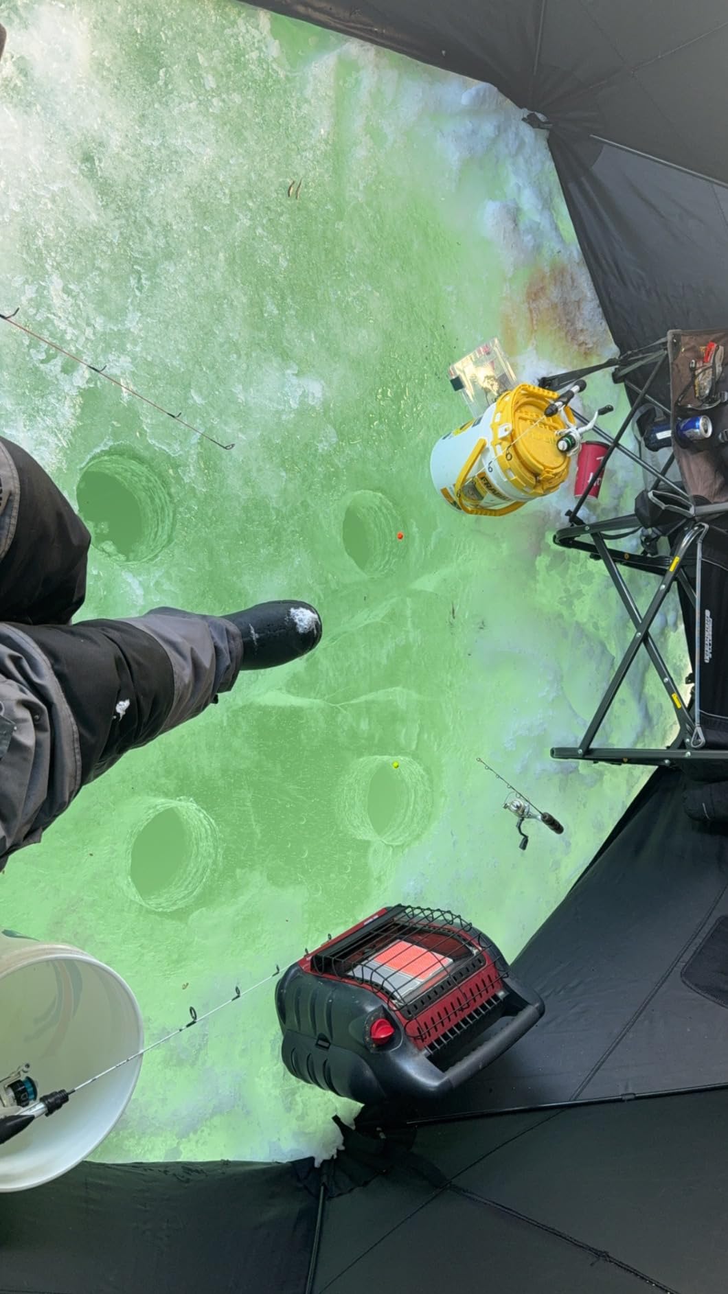 Eskimo E40 Electric Ice Fishing Auger, Full Power 40v Lithium-ion Battery, Lightweight Powerhead, Turbo Cutting System, Multi-Edge Blades, Red customer photo 1