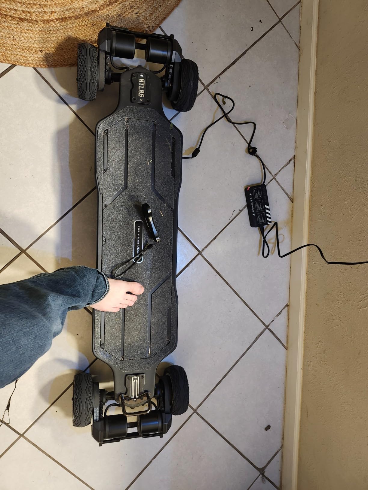 Exway Atlas All-Terrain Off Road Electric Skateboards, Top Speed of 35 Mph, 24 Miles Range Mountain Board customer photo 1