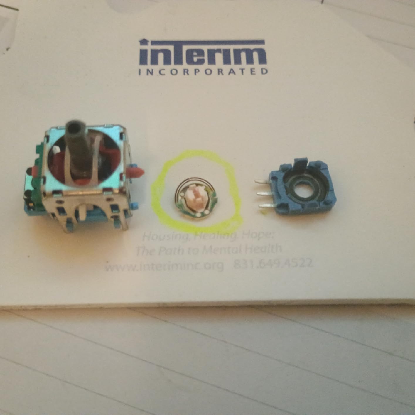 for PS5 Analog Stick Replacement for Sony PlayStation 5 PS5 Joysticks Replacement 3D Joystick Sensor Module Thumbstick Controller Accessory Part with Kit(4Pack) customer photo 1