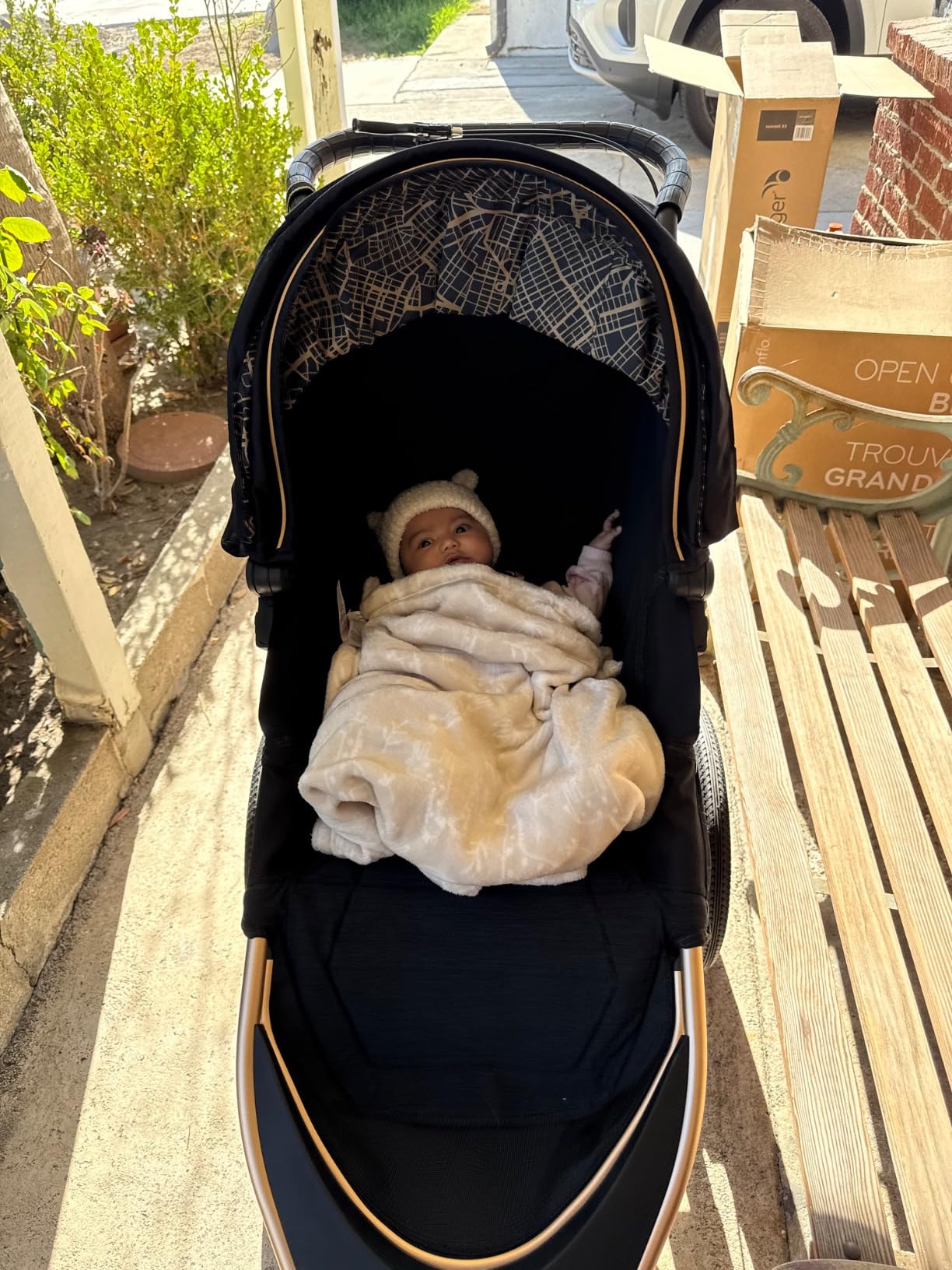 Baby Jogger Summit X3 3-Wheel Jogging Stroller with Hand Brake One-Hand Compact Fold & All-Wheel Suspension Midnight Black customer photo 1