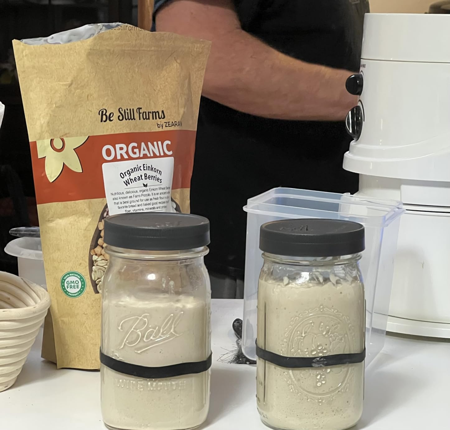 Vtopmart 10 PCS Flour and Sugar Storage Container, Large Airtight Food Canisters with Lids for Kitchen, Pantry Organization, BPA Free, Black customer photo 1