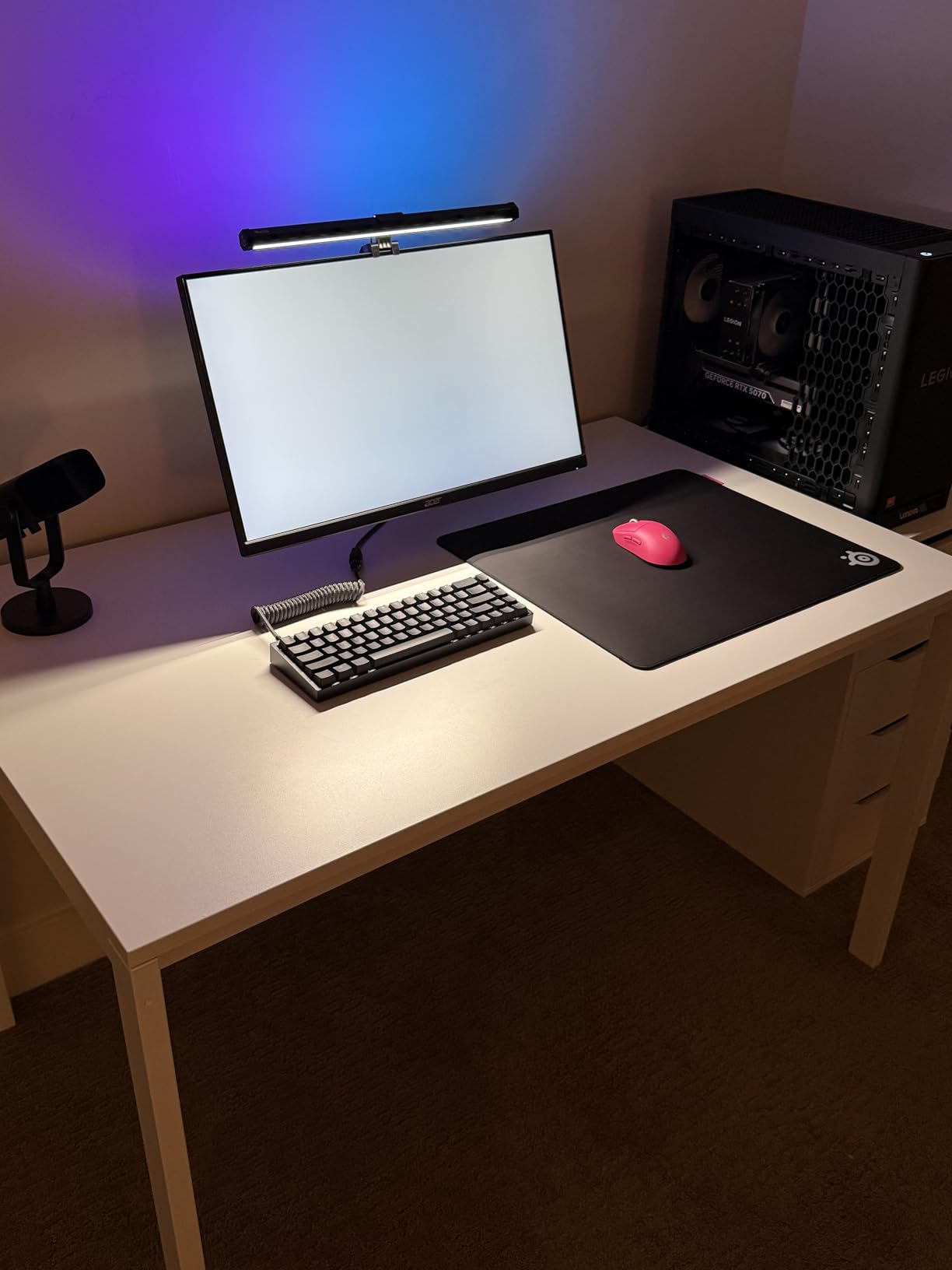 Quntis Monitor Light RGB Backlight, Eye-Care Computer Lights Bar Gaming Office Desk Lamp, 15 Modes Backlight, 3 Color Temperature & Brightness Dimmable Front Light, Ra95 Screen No Glare Monitor Lamp customer photo 1