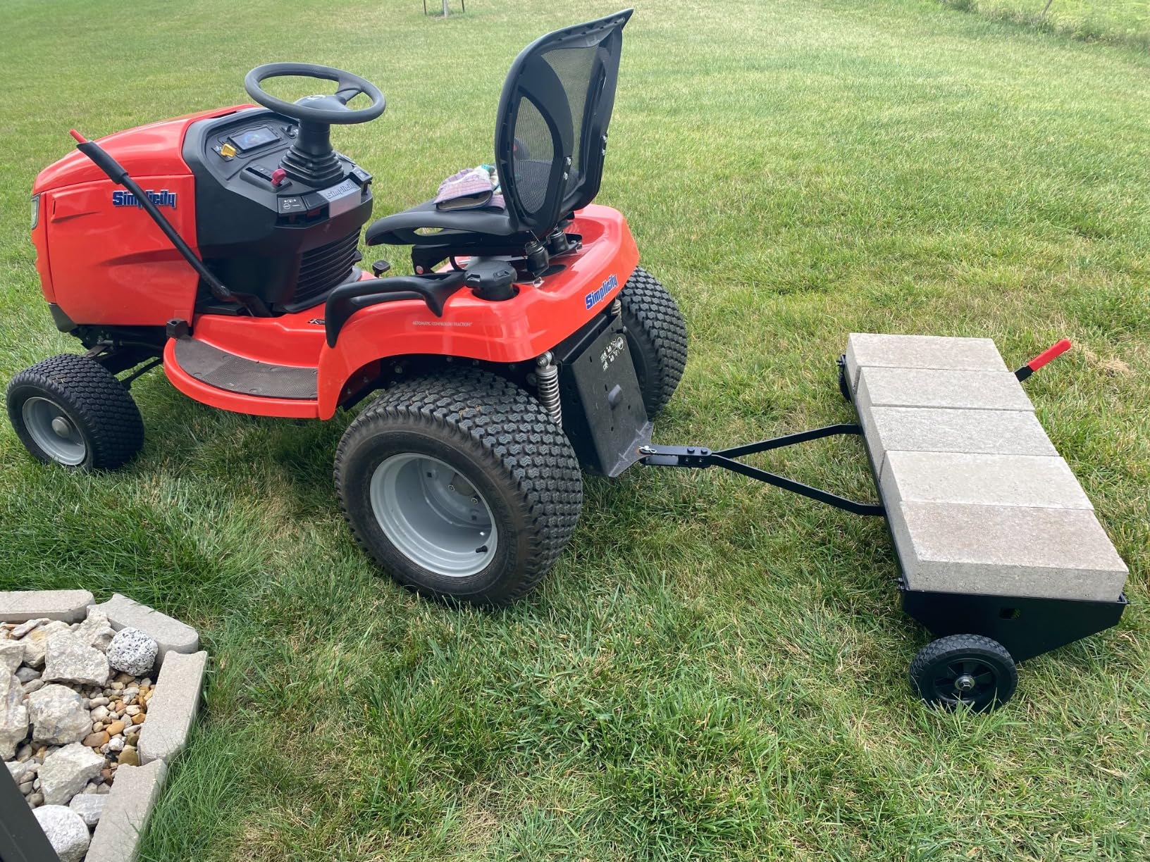 Suchtale 40-Inch Tow Behind Plug Aerator with Universal Hitch, Tow Plug Aerator with Extra-Wide Tow Bar, Durable Lawn Aerator Soil Penetrator Tractor with 24 Coring Plugs for Lawn, Farm and Garden customer photo 1