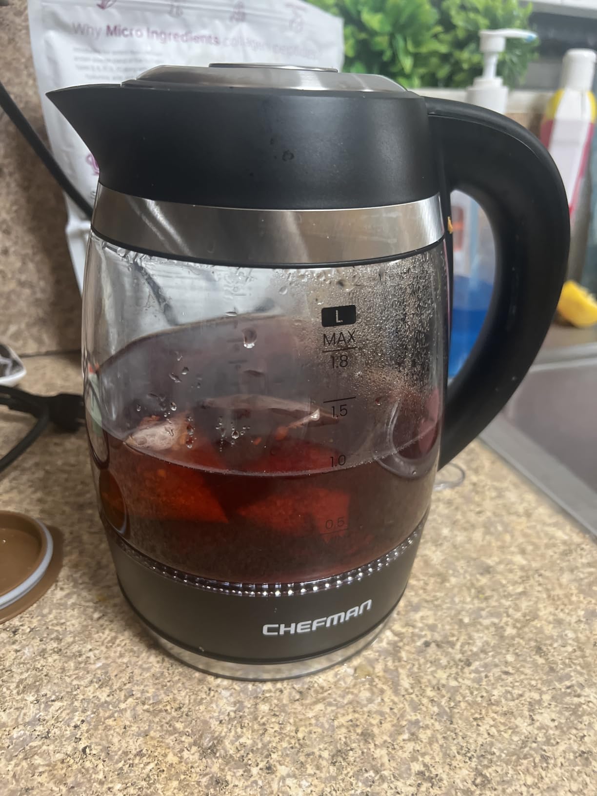 Chefman Electric Kettle, 1.8L 1500W, Hot Water Boiler, Removable Lid for Easy Cleaning, Auto Shut Off, Boil-Dry Protection, Stainless Steel Filter, BPA Free, Borosilicate Glass Electric Tea Kettle customer photo 1