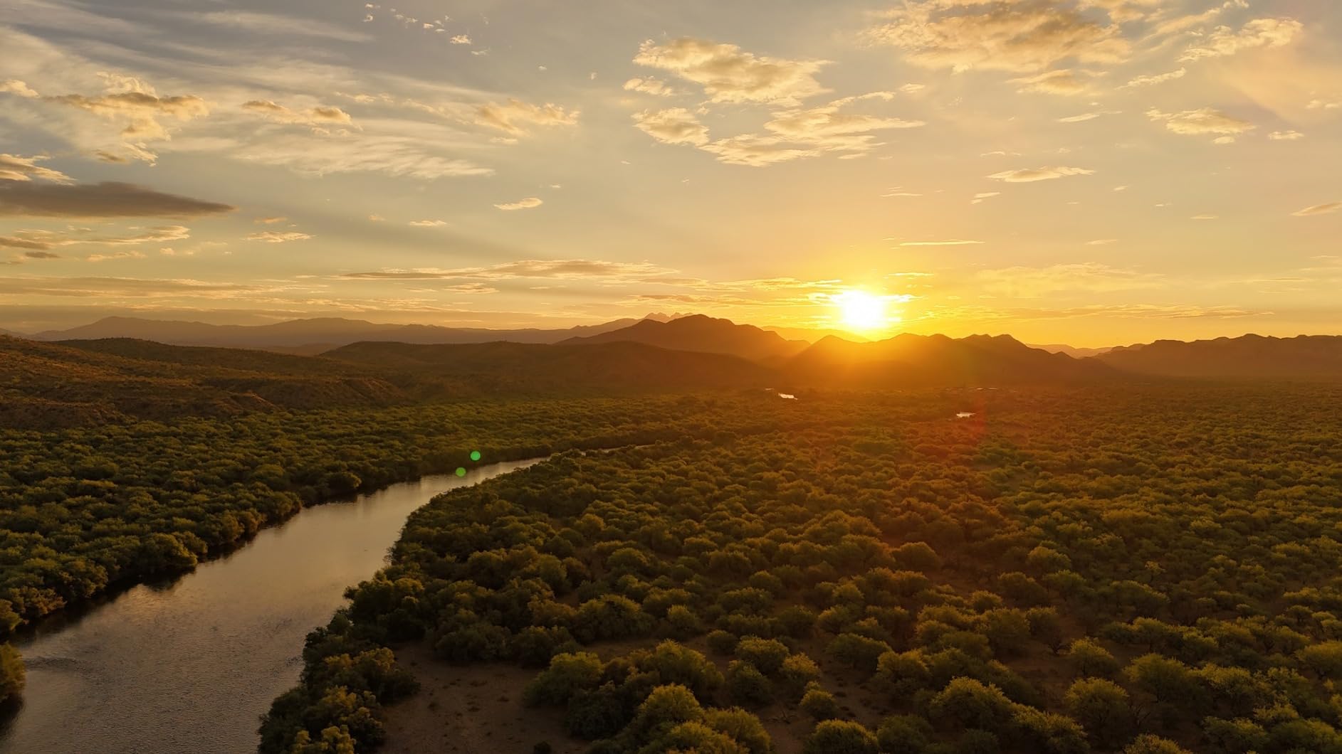 DJI Air 3 Fly More Combo with RC-N2 - Dual Primary Cameras 48MP Photo Drone for Adults, FAA Remote ID Compliant customer photo 1