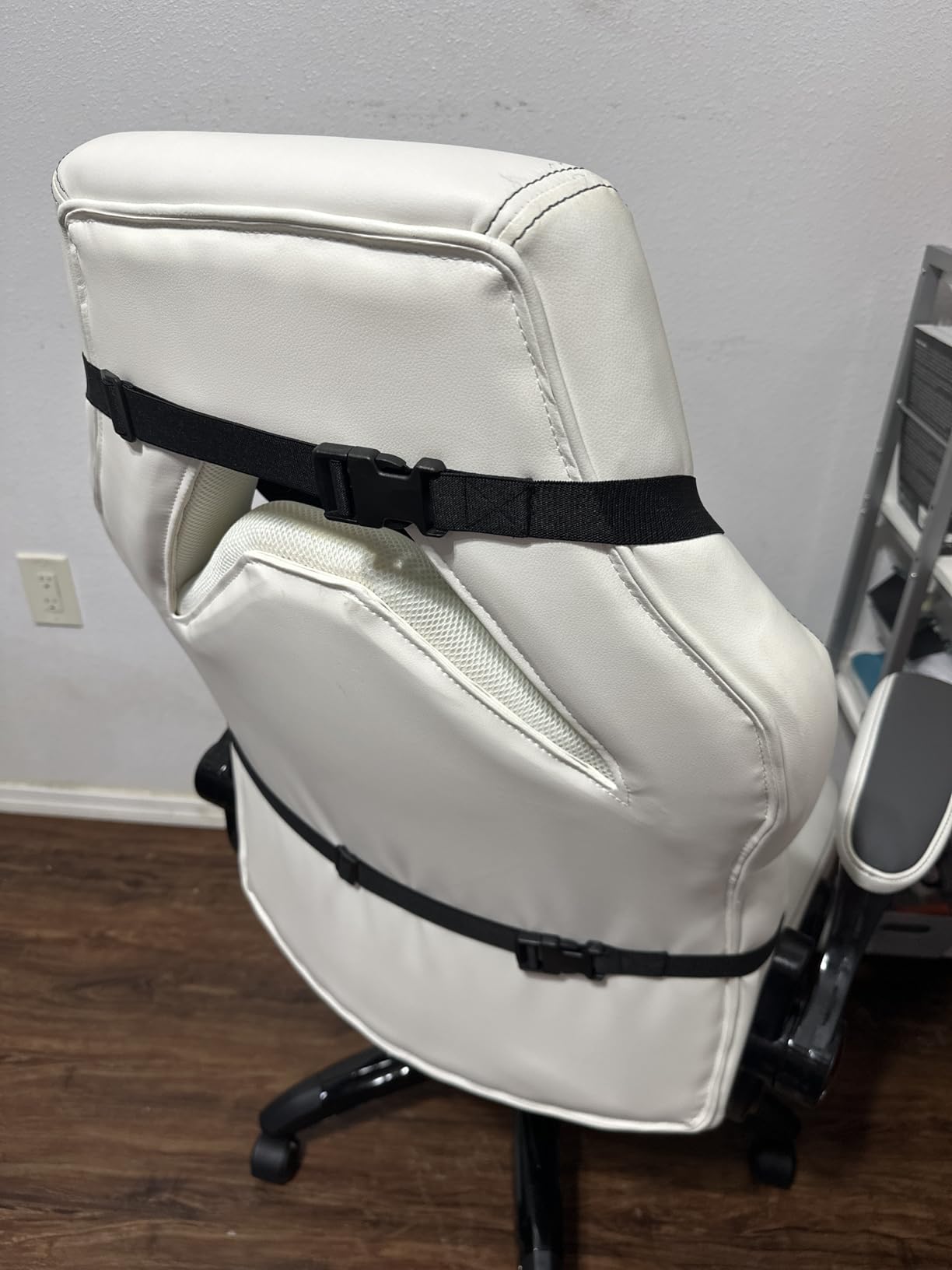 QUTOOL Lumbar Support Pillow for Office Chair, Memory Foam Low Back Support,Back Pain Relief, Ergonomic Back Cushion for Desk Chair,Gaming Chair,Adjustable Strap and Washable Cover customer photo 1