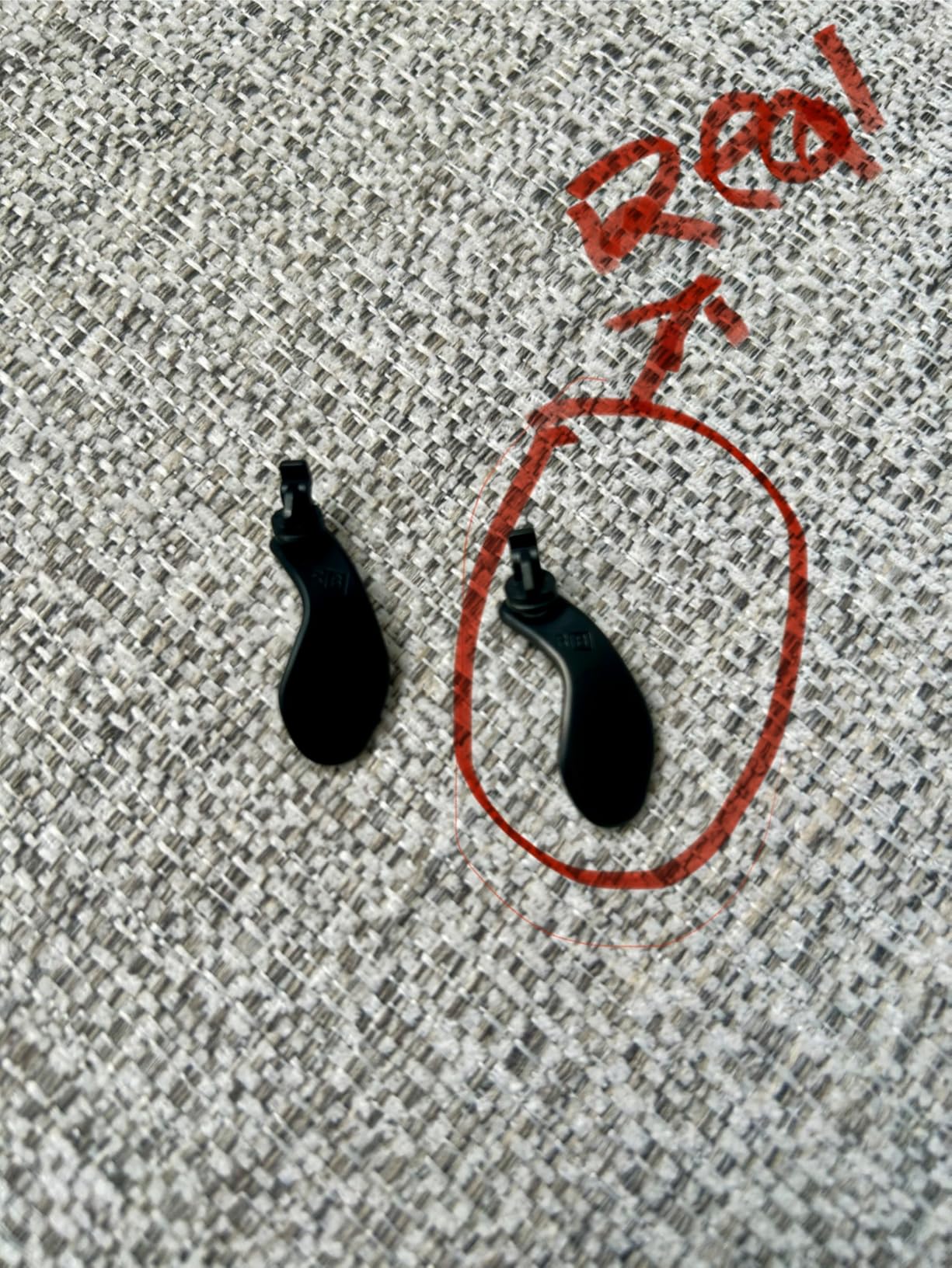 4PCS Metallic Back Paddles for PS5 Edge Controller, Interchangeable Metal Stainless Steel Back Buttons Replacement for PS5 Edge Controller - Controller NOT Included customer photo 2