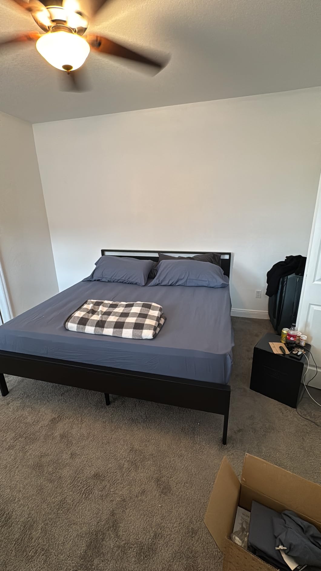 SHA CERLIN 14 Inch Queen Size Metal Platform Bed Frame with Wooden Headboard and Footboard, Mattress Foundation, No Box Spring Needed, Large Under Bed Storage, Non-Slip Without Noise, Black Oak customer photo 2