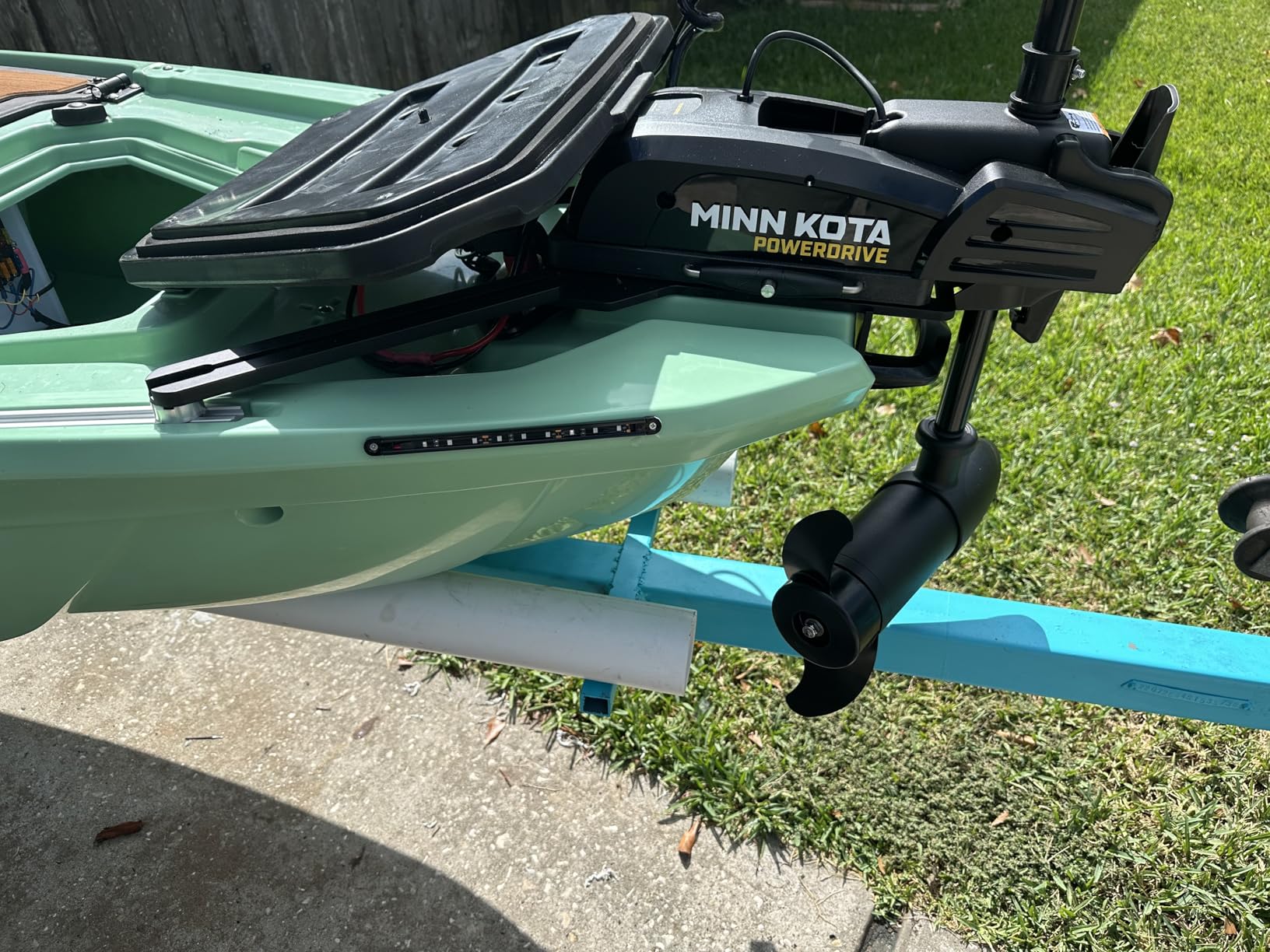 Minn Kota PowerDrive Bow-Mount Electric Trolling Motor with GPS - 70 Lb. Thrust, 54 in. Shaft, Freshwater customer photo 1