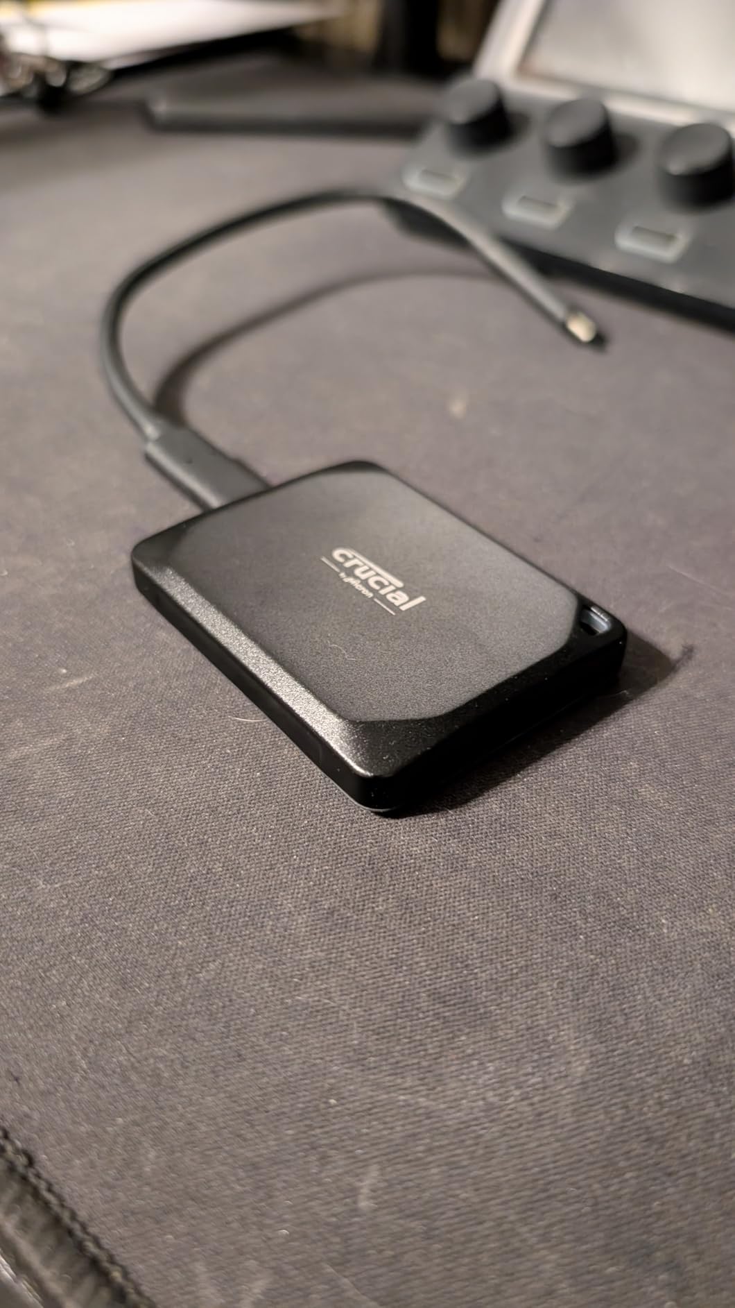 Crucial X10 Pro 4TB Portable SSD, Up to 2100MB/s Read, 2000MB/s Write, USB 3.2 USB-C - CT4000X10PROSSD902 customer photo 2