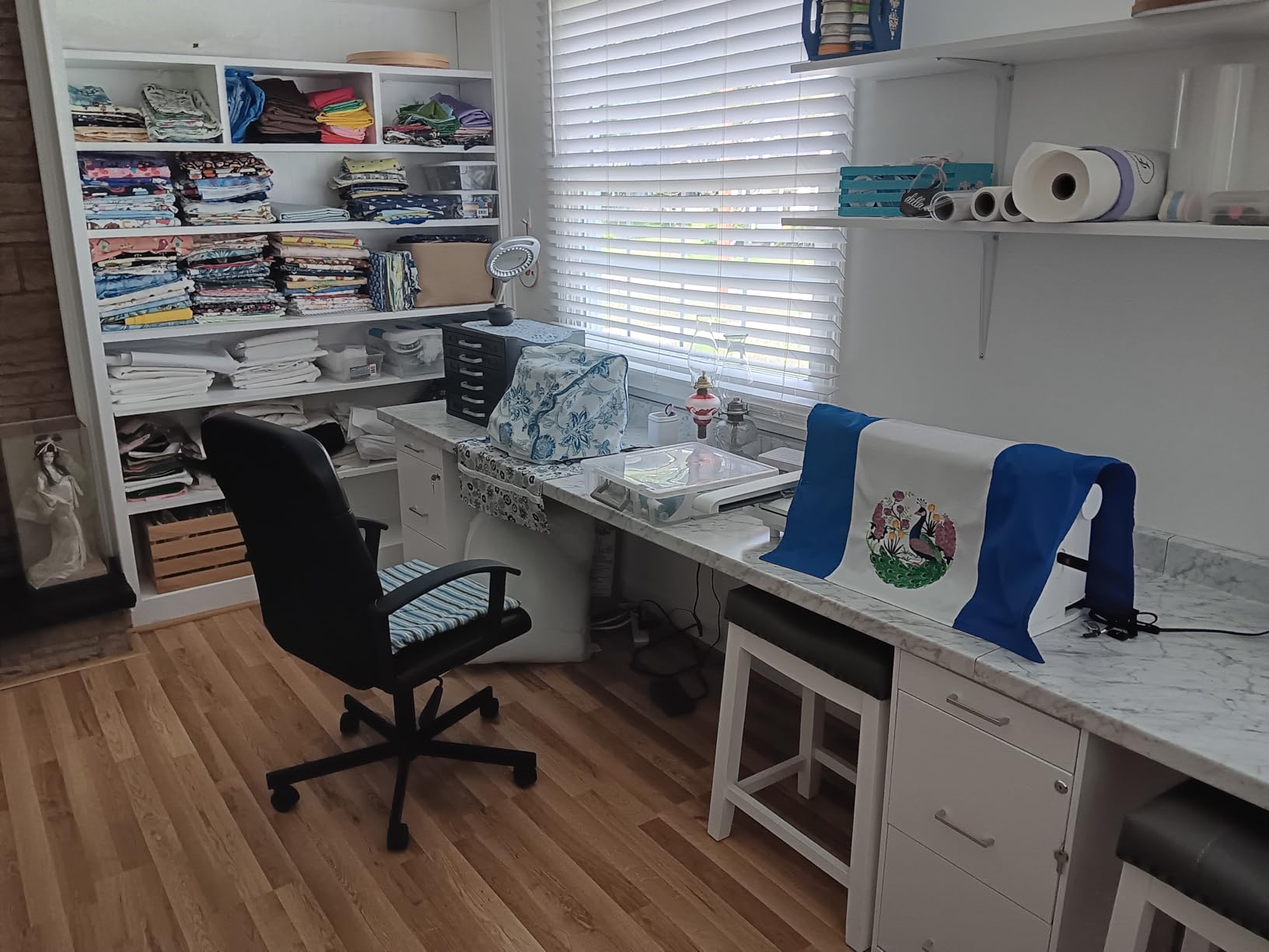 Staples 3-Drawer Vertical File Cabinet, Letter Size Documents, Lockable & Mobile, 18.9